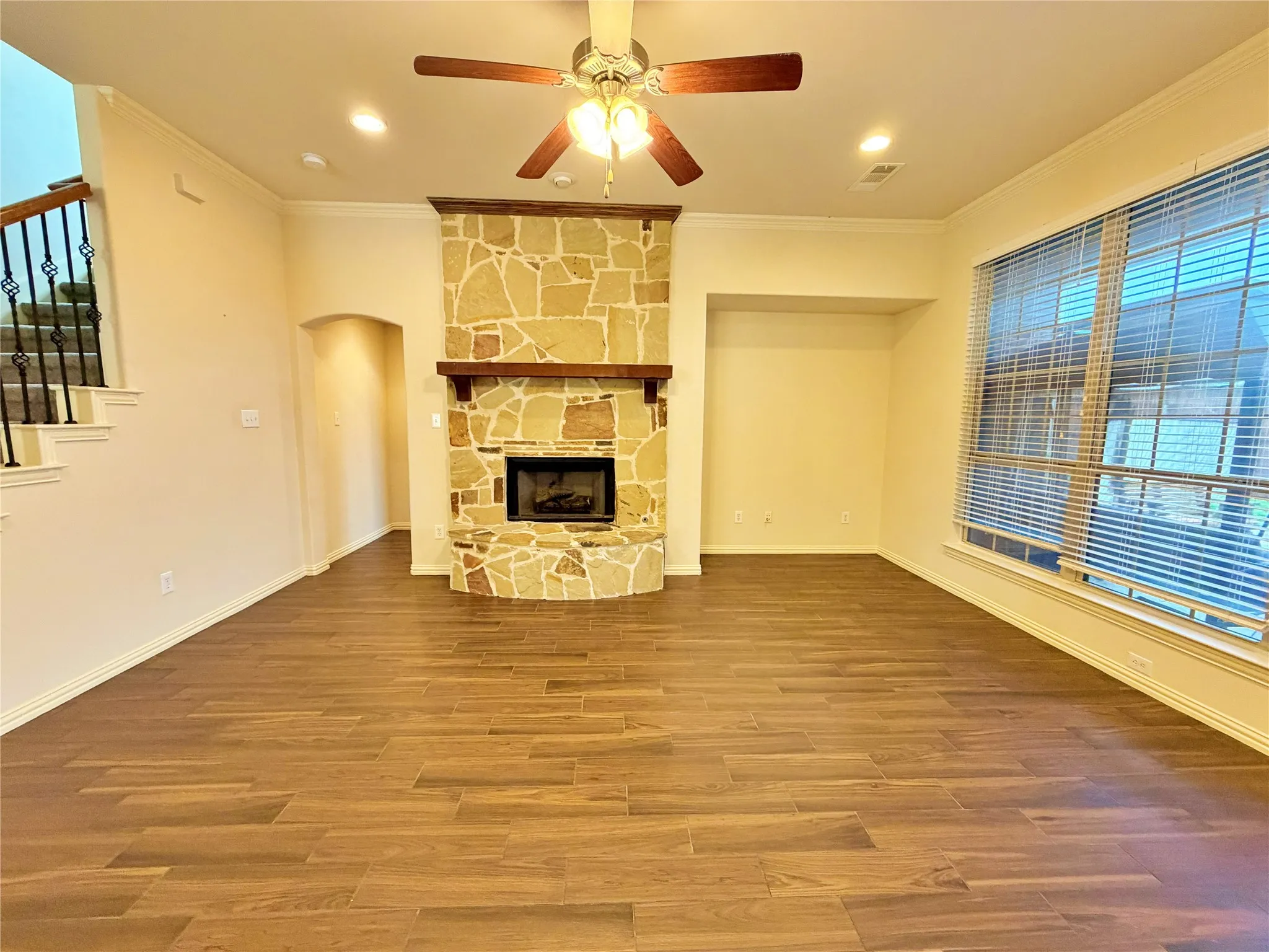 Single Family Residence For Rent in Dallas County , 7105 Handen Drive, Rowlett, Texas 75089, 4 Bedrooms, 3 Bathrooms, 2 Garage spaces, 2,680 Sqft, built in 2010, Price $2,500, mls#21295451, Real Estate Agent in Rowlett, Homes For Rent in Dallas county, Homes For Rent in Rowlett, Realtor in Rowlett Texas, Real Estate Brokerage Independent Realty Texas, Luminita Cordes Realtor