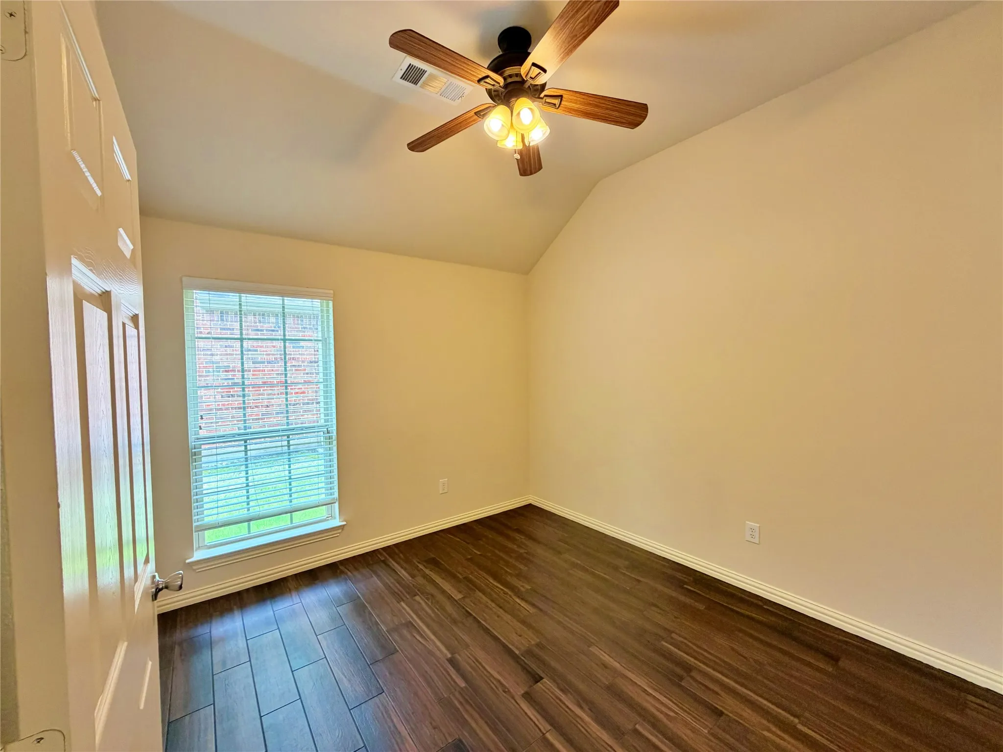 Single Family Residence For Rent in Dallas County , 7105 Handen Drive, Rowlett, Texas 75089, 4 Bedrooms, 3 Bathrooms, 2 Garage spaces, 2,680 Sqft, built in 2010, Price $2,500, mls#21295451, Real Estate Agent in Rowlett, Homes For Rent in Dallas county, Homes For Rent in Rowlett, Realtor in Rowlett Texas, Real Estate Brokerage Independent Realty Texas, Luminita Cordes Realtor