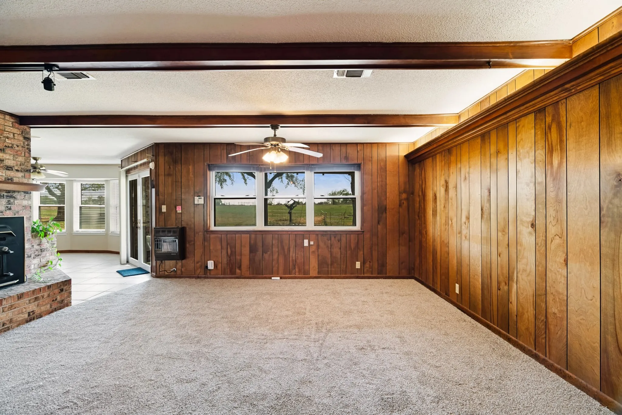Single Family Residence For Sale in Lamar County , 7484 Highway 271 S, Pattonville, Texas 75468, 4 Bedroom, 3 Bathroom, 2 Garage spaces, 2,306 Sqft, built in 0, mls#21289886, Real Estate Agent in Pattonville, Homes For Sale in Lamar county, Homes For Sale in Pattonville, Realtor in Pattonville Texas, Real Estate Brokerage Independent Realty Texas, Luminita Cordes Realtor