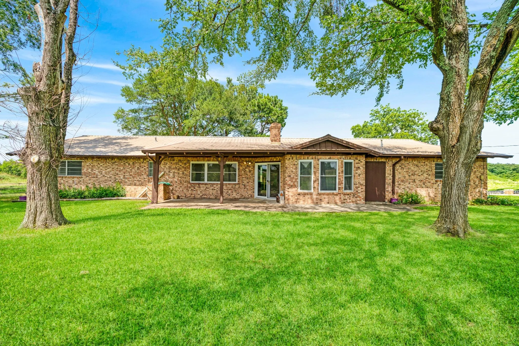 Single Family Residence For Sale in Lamar County , 7484 Highway 271 S, Pattonville, Texas 75468, 4 Bedroom, 3 Bathroom, 2 Garage spaces, 2,306 Sqft, built in 0, mls#21289886, Real Estate Agent in Pattonville, Homes For Sale in Lamar county, Homes For Sale in Pattonville, Realtor in Pattonville Texas, Real Estate Brokerage Independent Realty Texas, Luminita Cordes Realtor