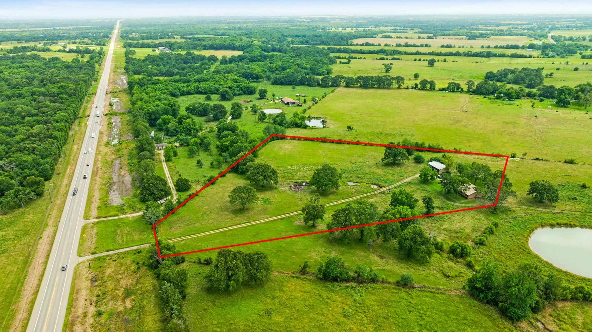 Single Family Residence For Sale in Lamar County , 7484 Highway 271 S, Pattonville, Texas 75468, 4 Bedroom, 3 Bathroom, 2 Garage spaces, 2,306 Sqft, built in 0, mls#21289886, Real Estate Agent in Pattonville, Homes For Sale in Lamar county, Homes For Sale in Pattonville, Realtor in Pattonville Texas, Real Estate Brokerage Independent Realty Texas, Luminita Cordes Realtor