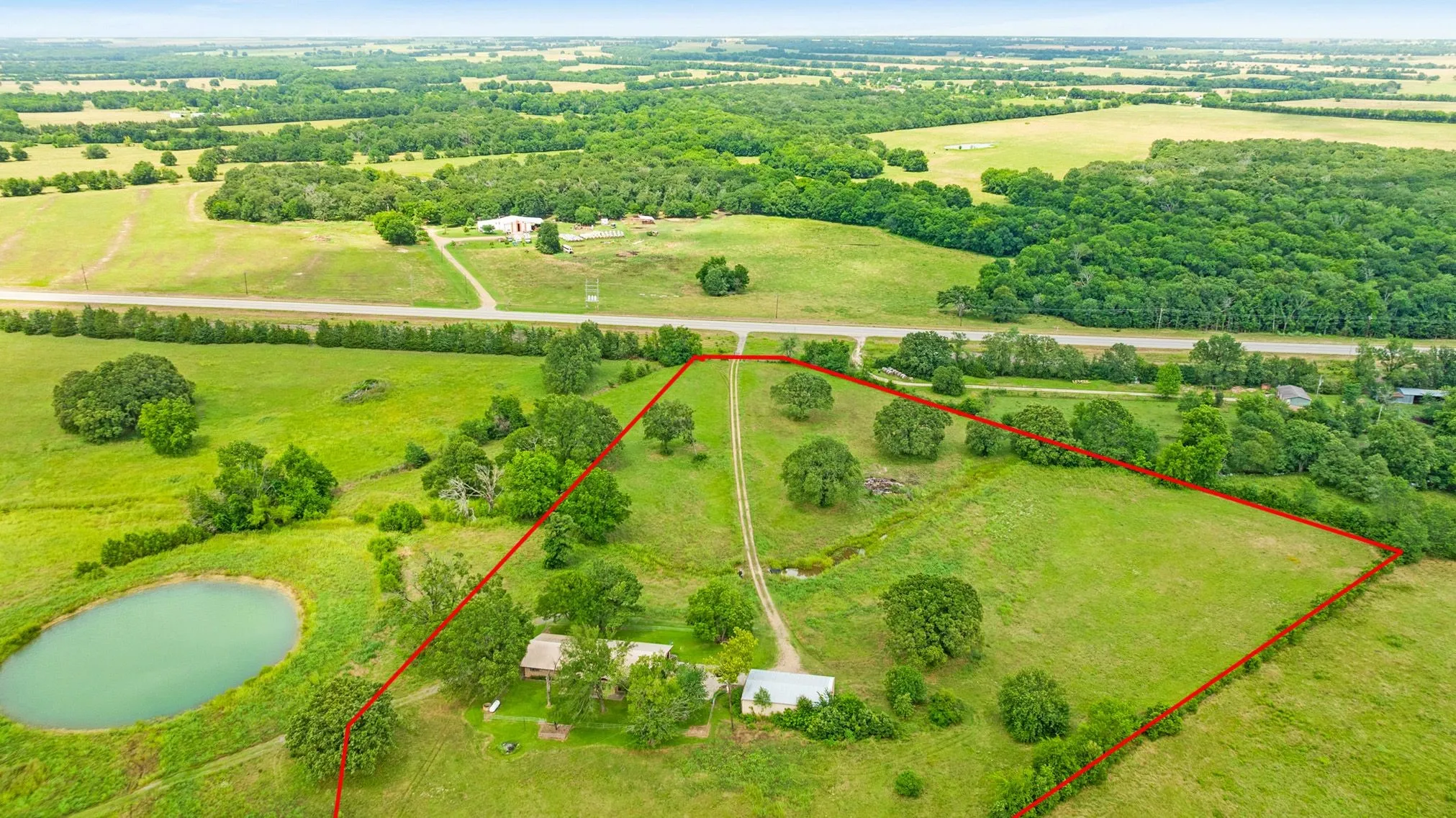 Single Family Residence For Sale in Lamar County , 7484 Highway 271 S, Pattonville, Texas 75468, 4 Bedroom, 3 Bathroom, 2 Garage spaces, 2,306 Sqft, built in 0, mls#21289886, Real Estate Agent in Pattonville, Homes For Sale in Lamar county, Homes For Sale in Pattonville, Realtor in Pattonville Texas, Real Estate Brokerage Independent Realty Texas, Luminita Cordes Realtor