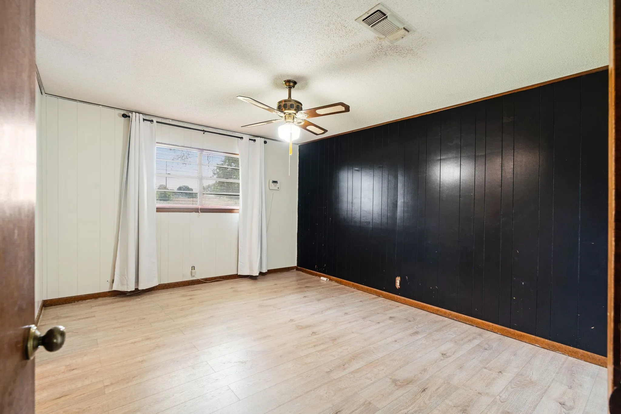 Single Family Residence For Sale in Lamar County , 7484 Highway 271 S, Pattonville, Texas 75468, 4 Bedroom, 3 Bathroom, 2 Garage spaces, 2,306 Sqft, built in 0, mls#21289886, Real Estate Agent in Pattonville, Homes For Sale in Lamar county, Homes For Sale in Pattonville, Realtor in Pattonville Texas, Real Estate Brokerage Independent Realty Texas, Luminita Cordes Realtor