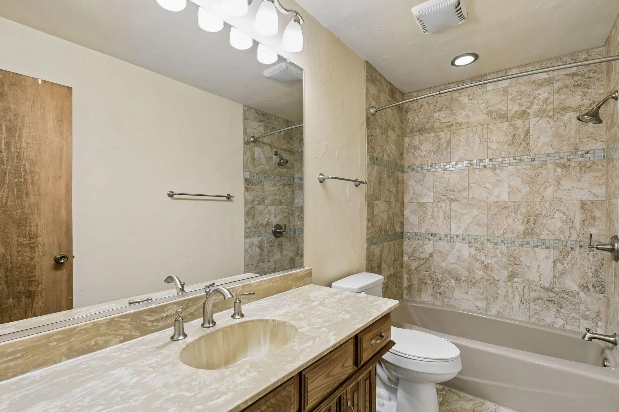 Single Family Residence For Sale in Collin County , 3704 Big Horn Trail, Plano, Texas 75075, 4 Bedrooms, 3 Bathrooms, 2 Garage spaces, 2,390 Sqft, built in 1978, Price $399,900, mls#21296956, Real Estate Agent in Plano, Homes For Sale in Collin county, Homes For Sale in Plano, Realtor in Plano Texas, Real Estate Brokerage Independent Realty Texas, Luminita Cordes Realtor
