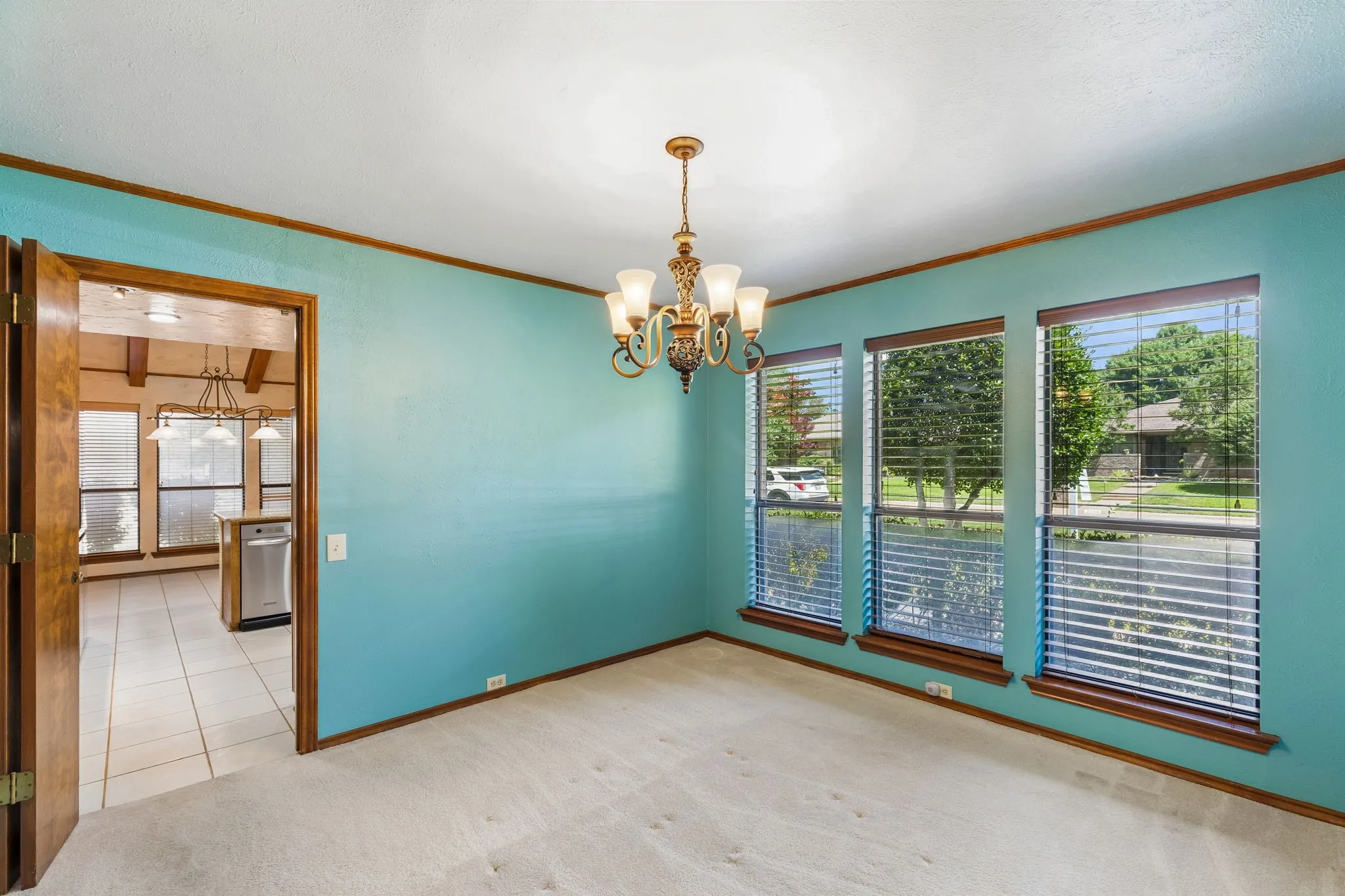 Single Family Residence For Sale in Collin County , 3704 Big Horn Trail, Plano, Texas 75075, 4 Bedrooms, 3 Bathrooms, 2 Garage spaces, 2,390 Sqft, built in 1978, Price $399,900, mls#21296956, Real Estate Agent in Plano, Homes For Sale in Collin county, Homes For Sale in Plano, Realtor in Plano Texas, Real Estate Brokerage Independent Realty Texas, Luminita Cordes Realtor