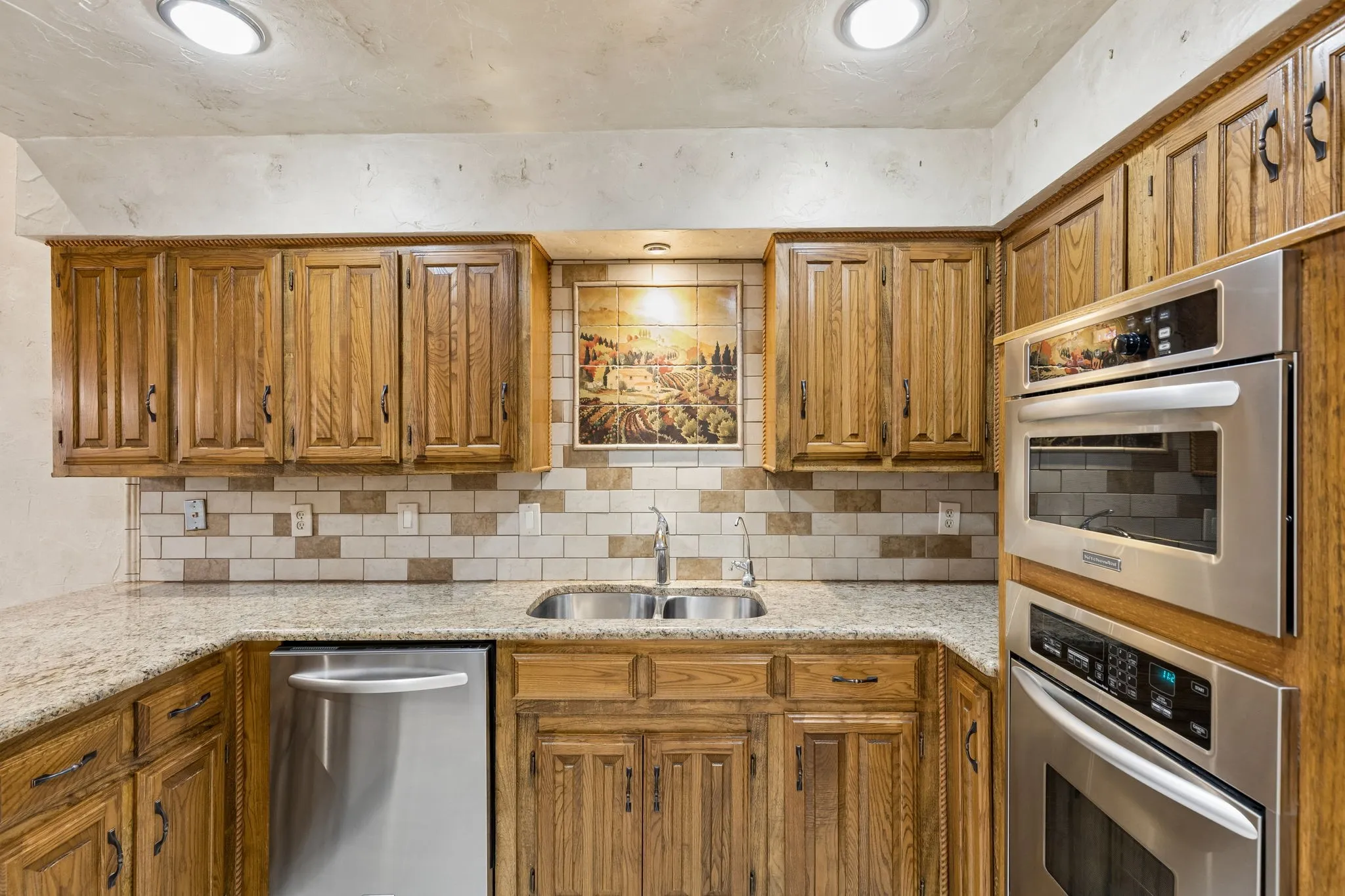 Single Family Residence For Sale in Collin County , 3704 Big Horn Trail, Plano, Texas 75075, 4 Bedrooms, 3 Bathrooms, 2 Garage spaces, 2,390 Sqft, built in 1978, Price $399,900, mls#21296956, Real Estate Agent in Plano, Homes For Sale in Collin county, Homes For Sale in Plano, Realtor in Plano Texas, Real Estate Brokerage Independent Realty Texas, Luminita Cordes Realtor
