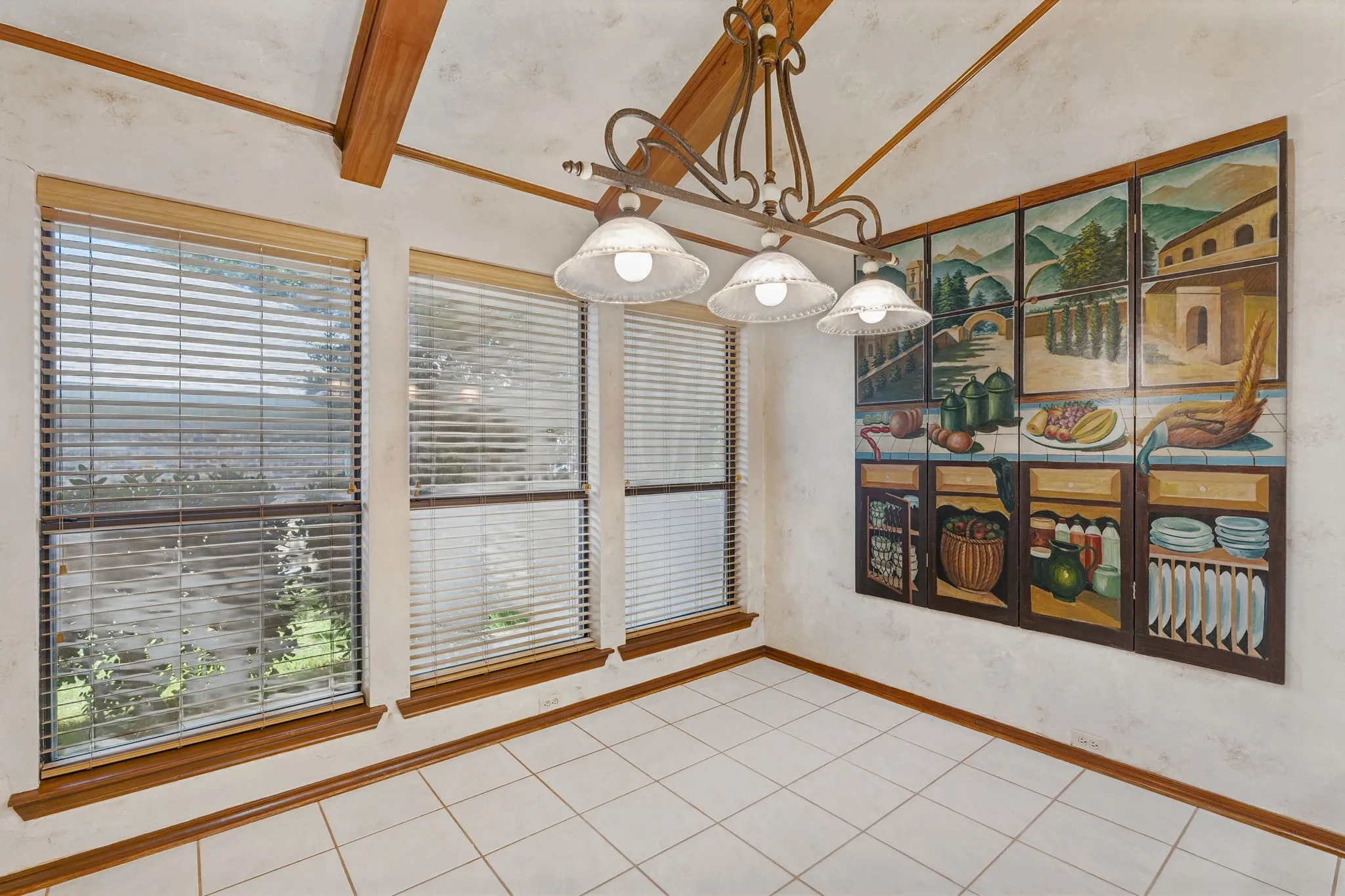 Single Family Residence For Sale in Collin County , 3704 Big Horn Trail, Plano, Texas 75075, 4 Bedrooms, 3 Bathrooms, 2 Garage spaces, 2,390 Sqft, built in 1978, Price $399,900, mls#21296956, Real Estate Agent in Plano, Homes For Sale in Collin county, Homes For Sale in Plano, Realtor in Plano Texas, Real Estate Brokerage Independent Realty Texas, Luminita Cordes Realtor