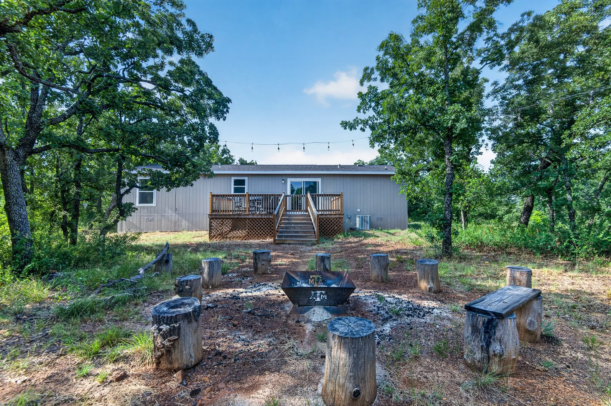 Manufactured Home For Sale in Jack County , 13100 US 281 North, Jacksboro, Texas 76458, 3 Bedrooms, 2 Bathrooms, Garage spaces, 1,620 Sqft, built in 2022, Price $2,499,900, mls#21296573, Real Estate Agent in Jacksboro, Homes For Sale in Jack county, Homes For Sale in Jacksboro, Realtor in Jacksboro Texas, Real Estate Brokerage Independent Realty Texas, Luminita Cordes Realtor