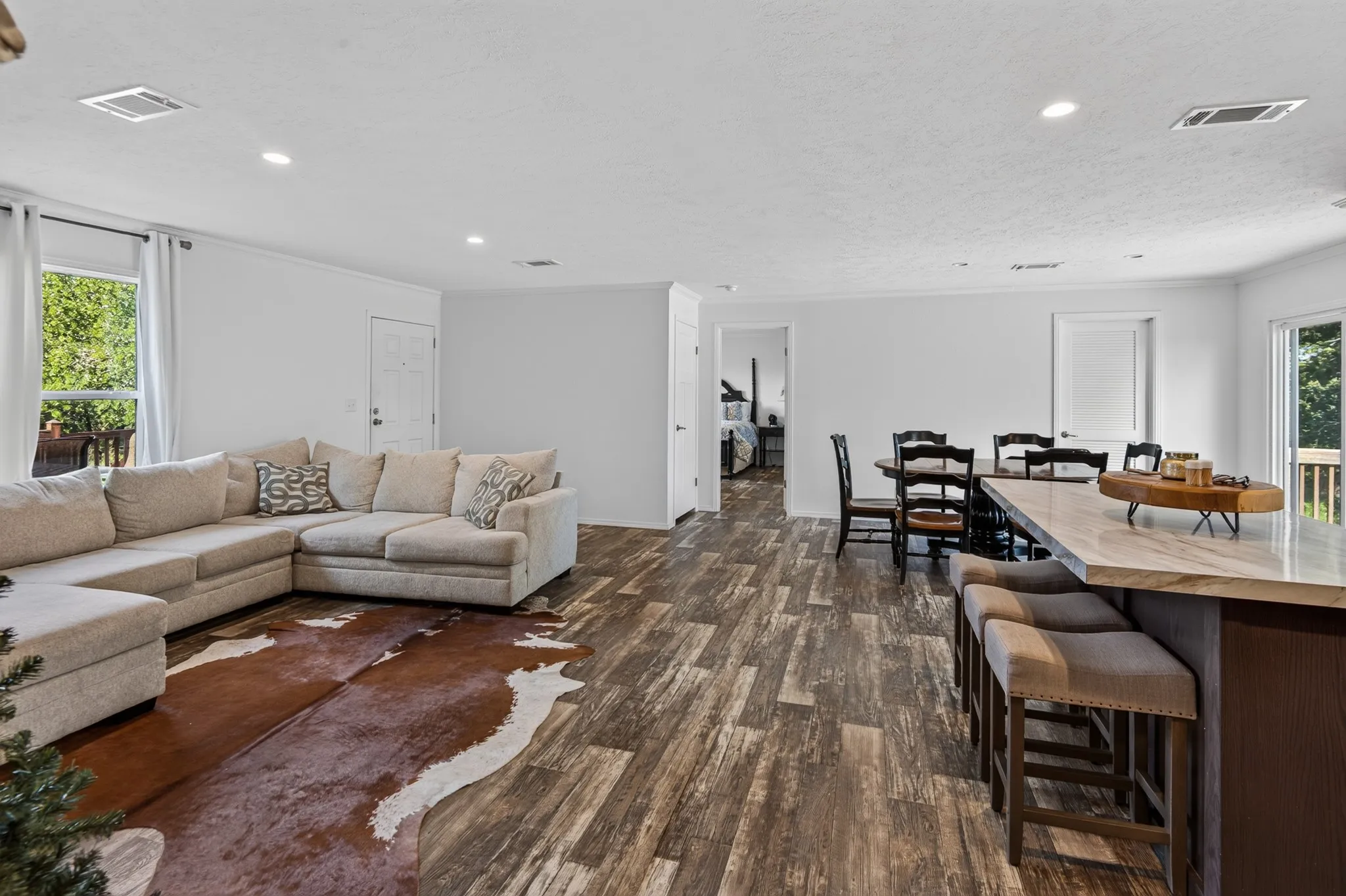 Manufactured Home For Sale in Jack County , 13100 US 281 North, Jacksboro, Texas 76458, 3 Bedrooms, 2 Bathrooms, Garage spaces, 1,620 Sqft, built in 2022, Price $2,499,900, mls#21296573, Real Estate Agent in Jacksboro, Homes For Sale in Jack county, Homes For Sale in Jacksboro, Realtor in Jacksboro Texas, Real Estate Brokerage Independent Realty Texas, Luminita Cordes Realtor