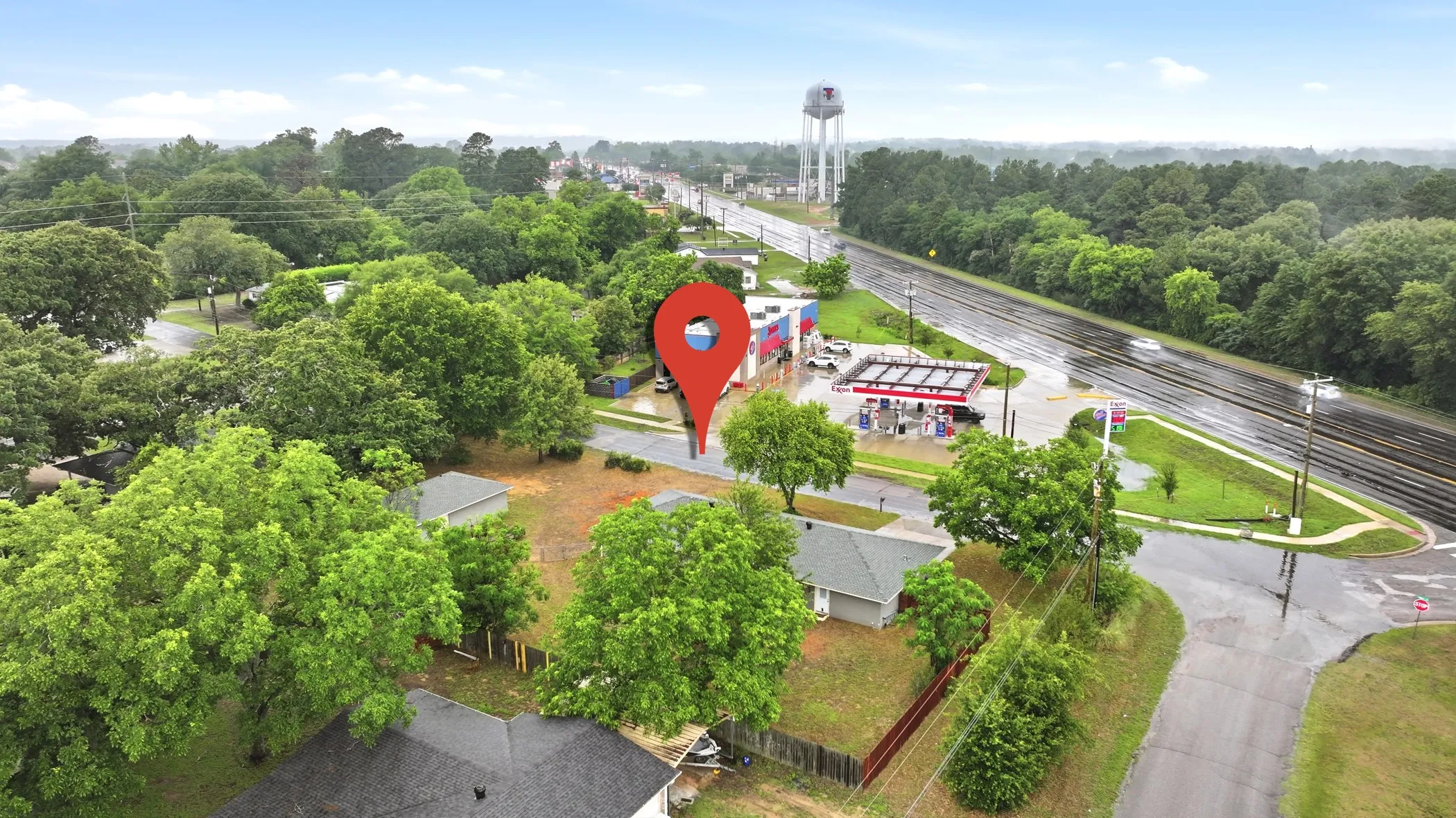 Single Family Residence For Sale in Smith County , 3217 Libbie Street, Tyler, Texas 75707, 3 Bedroom, 2 Bathroom, 4 Garage spaces, 1,436 Sqft, built in 1981, mls#21295656, Real Estate Agent in Tyler, Homes For Sale in Smith county, Homes For Sale in Tyler, Realtor in Tyler Texas, Real Estate Brokerage Independent Realty Texas, Luminita Cordes Realtor