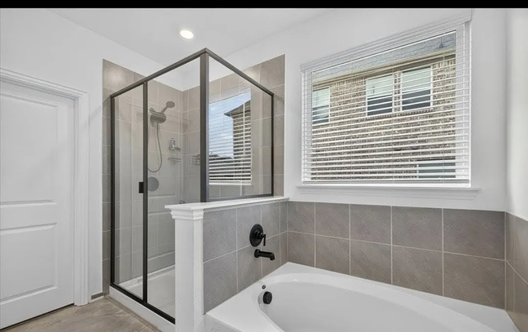 Single Family Residence For Sale in Kaufman County , 1748 Everglades Drive, Forney, Texas 75126, 4 Bedroom, 4 Bathroom, 2 Garage spaces, 2,774 Sqft, built in 2022, mls#21297002, Real Estate Agent in Forney, Homes For Sale in Kaufman county, Homes For Sale in Forney, Realtor in Forney Texas, Real Estate Brokerage Independent Realty Texas, Luminita Cordes Realtor