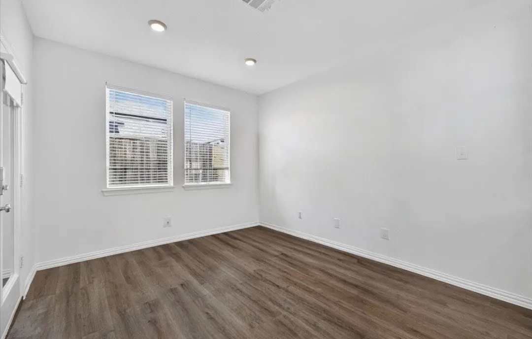 Eat in kitchen space