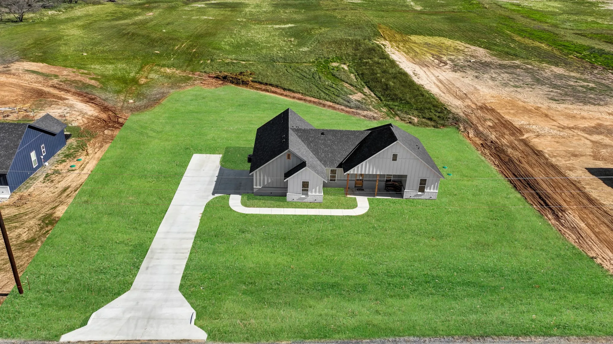 Single Family Residence For Sale in Parker County , TBD Loretta Three Quarter Loop, Poolville, Texas 76487, 3 Bedroom, 2 Bathroom, 2 Garage spaces, 1,474 Sqft, built in 2026, mls#21291874, Real Estate Agent in Poolville, Homes For Sale in Parker county, Homes For Sale in Poolville, Realtor in Poolville Texas, Real Estate Brokerage Independent Realty Texas, Luminita Cordes Realtor