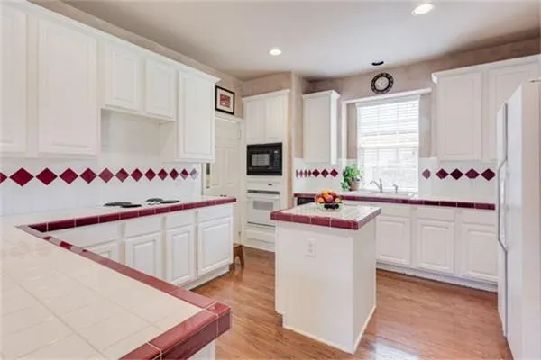 Single Family Residence For Rent in Collin County , 5403 Exeter Drive, Richardson, Texas 75082, 5 Bedroom, 4 Bathroom, 2 Garage spaces, 3,579 Sqft, built in 1996, mls#21297035, Real Estate Agent in Richardson, Homes For Rent in Collin county, Homes For Rent in Richardson, Realtor in Richardson Texas, Real Estate Brokerage Independent Realty Texas, Luminita Cordes Realtor