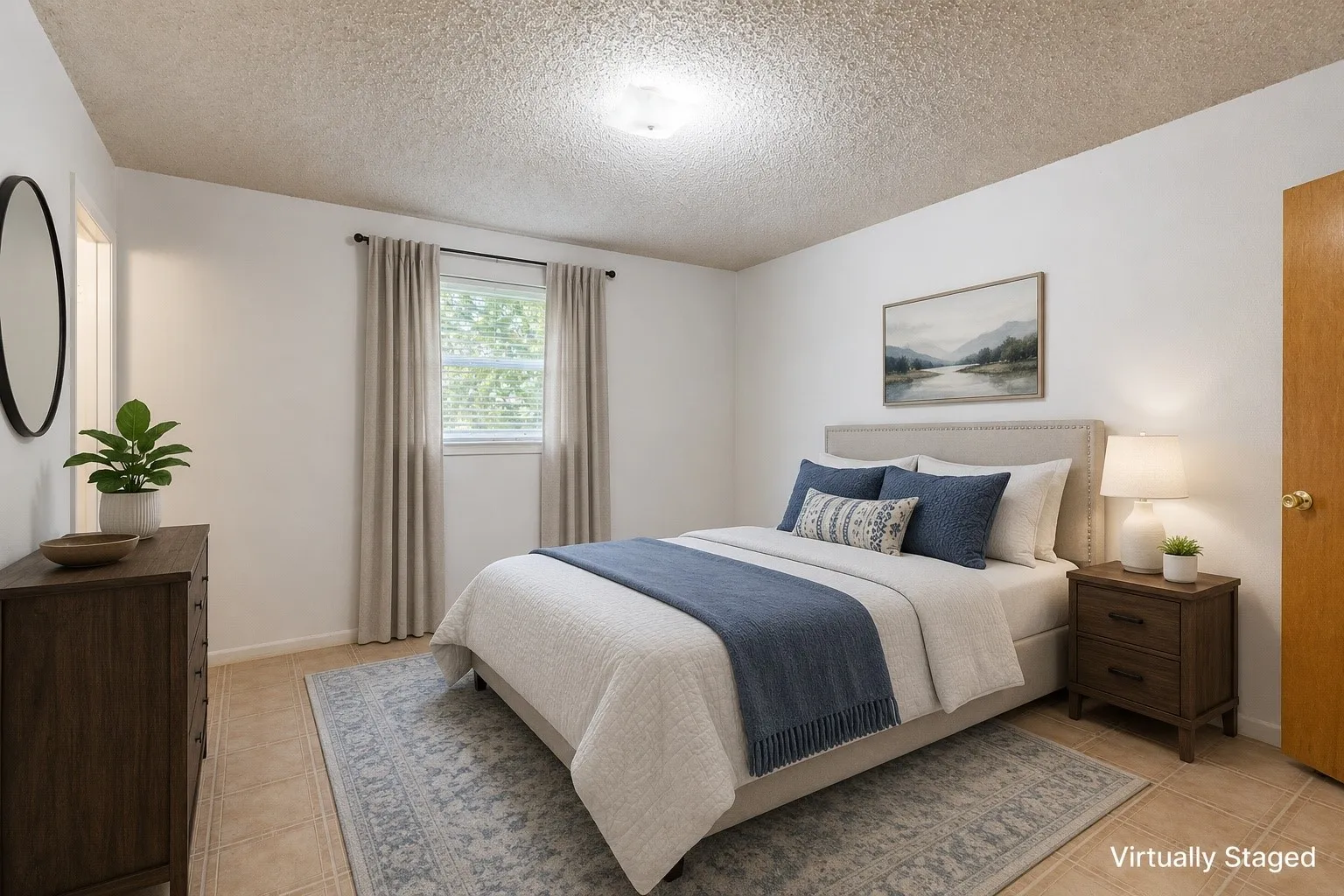 Bedroom featuring a window with blinds and drapes, a flush-mount ceiling light, and light-toned flooring