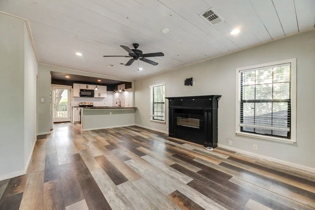 Open Layout of Living room and dining​​‌​​​​‌​​‌‌​‌‌​​​‌‌​‌​‌​‌​​​‌​​ room