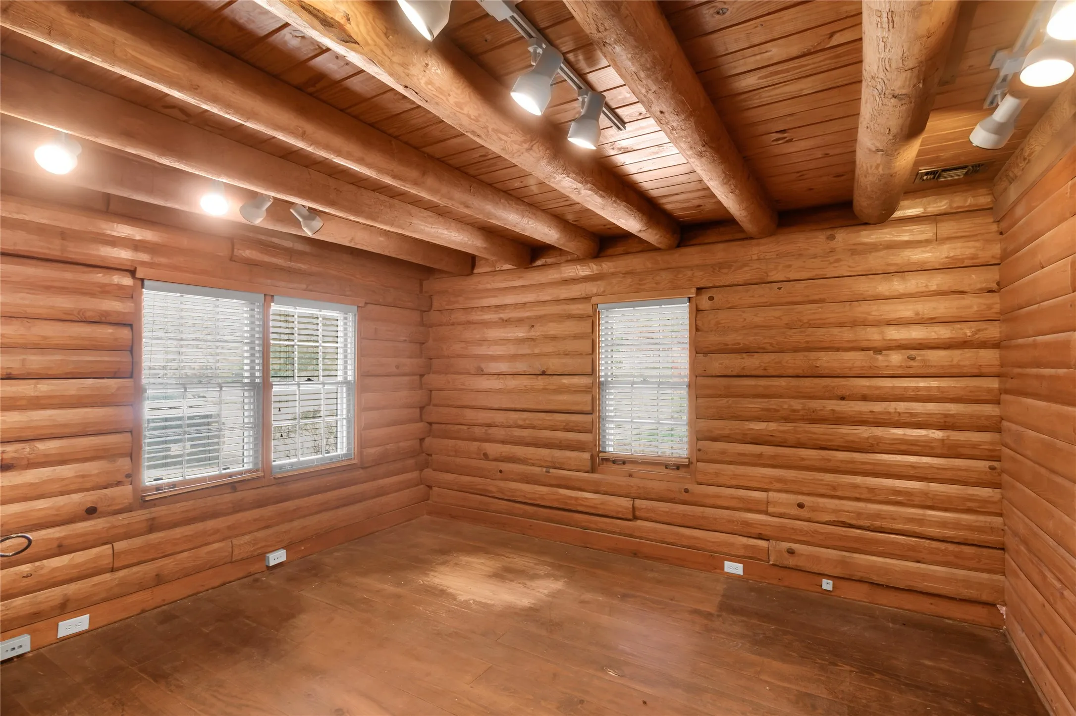 Office For Sale in Tarrant County , 100 Quest Court, Keller, Texas 76248, 0, 0, Garage spaces, 0 Sqft, built in 1985, mls#21287890, Real Estate Agent in Keller, Homes For Sale in Tarrant county, Homes For Sale in Keller, Realtor in Keller Texas, Real Estate Brokerage Independent Realty Texas, Luminita Cordes Realtor