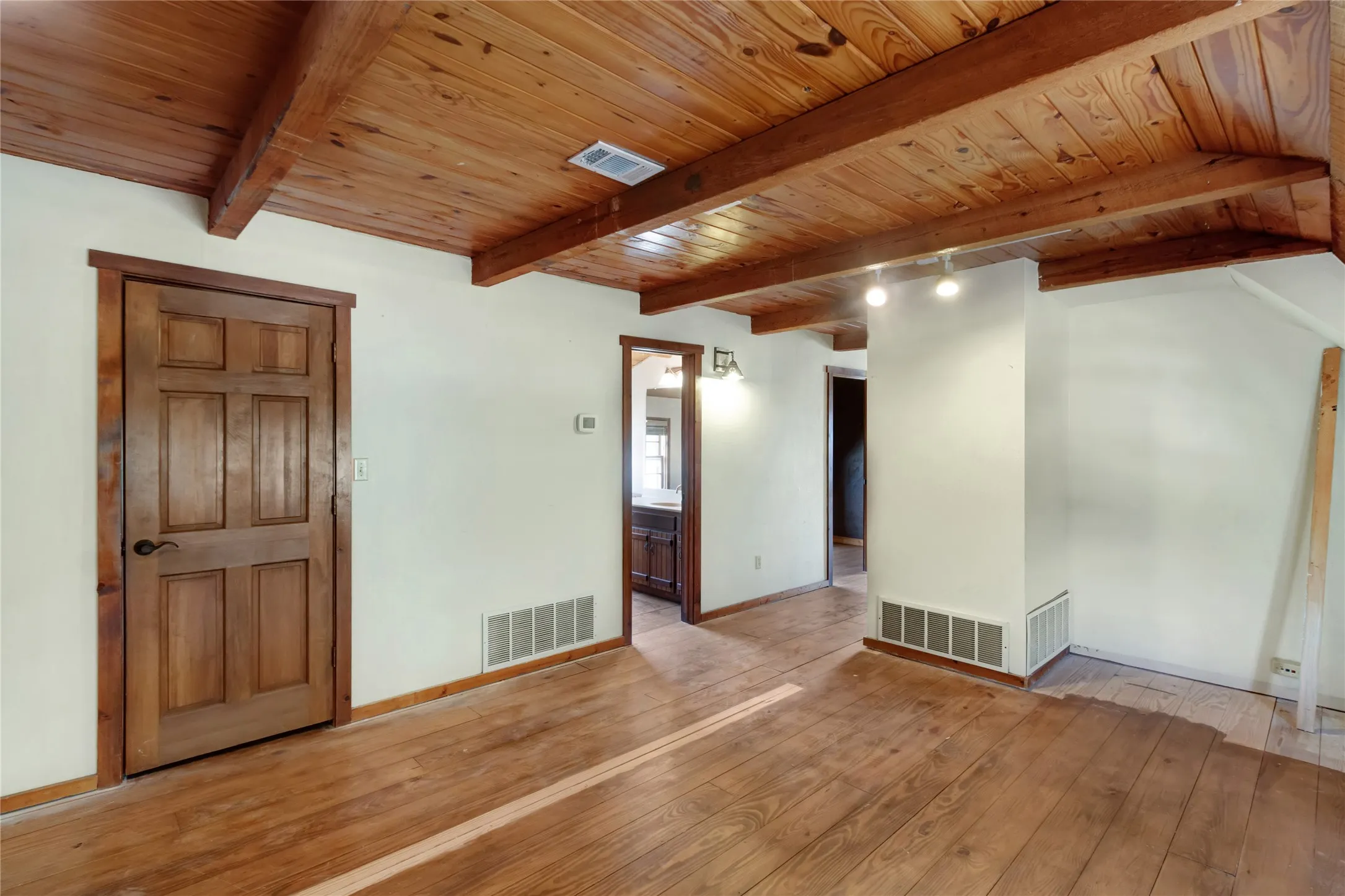 Office For Sale in Tarrant County , 100 Quest Court, Keller, Texas 76248, 0, 0, Garage spaces, 0 Sqft, built in 1985, mls#21287890, Real Estate Agent in Keller, Homes For Sale in Tarrant county, Homes For Sale in Keller, Realtor in Keller Texas, Real Estate Brokerage Independent Realty Texas, Luminita Cordes Realtor