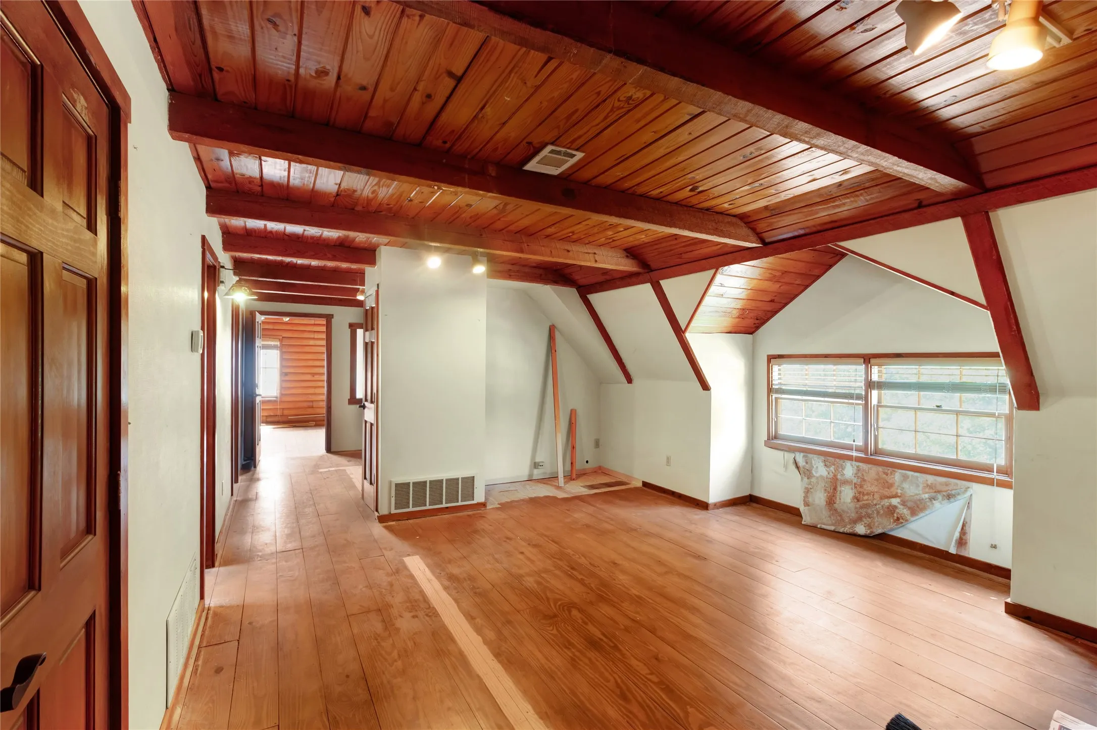 Office For Sale in Tarrant County , 100 Quest Court, Keller, Texas 76248, 0, 0, Garage spaces, 0 Sqft, built in 1985, mls#21287890, Real Estate Agent in Keller, Homes For Sale in Tarrant county, Homes For Sale in Keller, Realtor in Keller Texas, Real Estate Brokerage Independent Realty Texas, Luminita Cordes Realtor