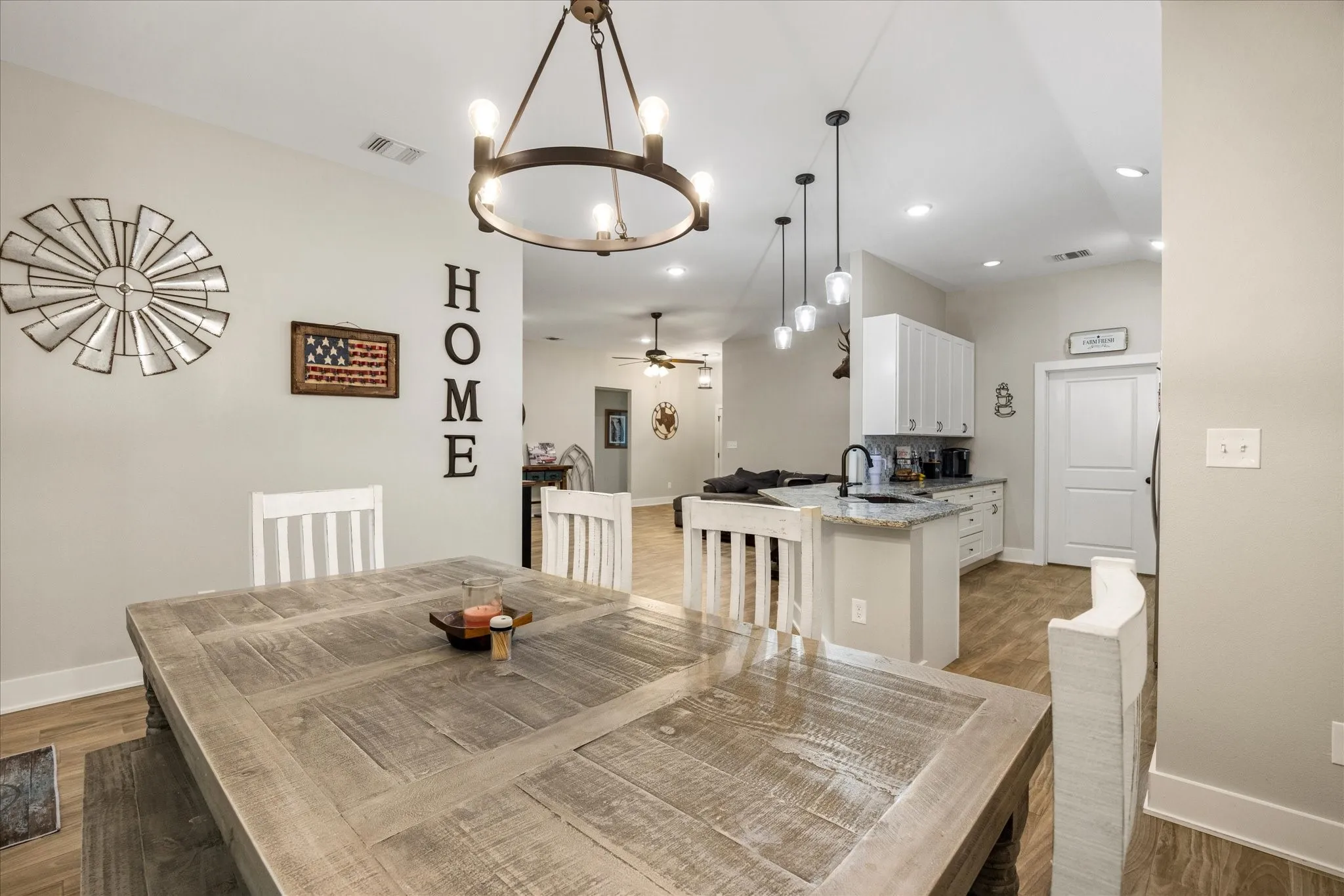 Single Family Residence For Sale in Hood County , 2507 Santiago Drive, Granbury, Texas 76048, 3 Bedroom, 2 Bathroom, 3 Garage spaces, 1,678 Sqft, built in 2021, mls#21294935, Real Estate Agent in Granbury, Homes For Sale in Hood county, Homes For Sale in Granbury, Realtor in Granbury Texas, Real Estate Brokerage Independent Realty Texas, Luminita Cordes Realtor