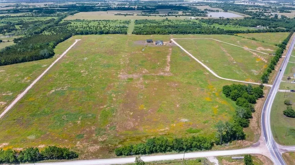 Improved Land For Sale in Lamar County , Lot 28 TBD County Road 22900, Paris, Texas 75460, 0, 0, Garage spaces, 0 Sqft, built in 0, Price $43,472, mls#21295449, Real Estate Agent in Paris, Homes For Sale in Lamar county, Homes For Sale in Paris, Realtor in Paris Texas, Real Estate Brokerage Independent Realty Texas, Luminita Cordes Realtor