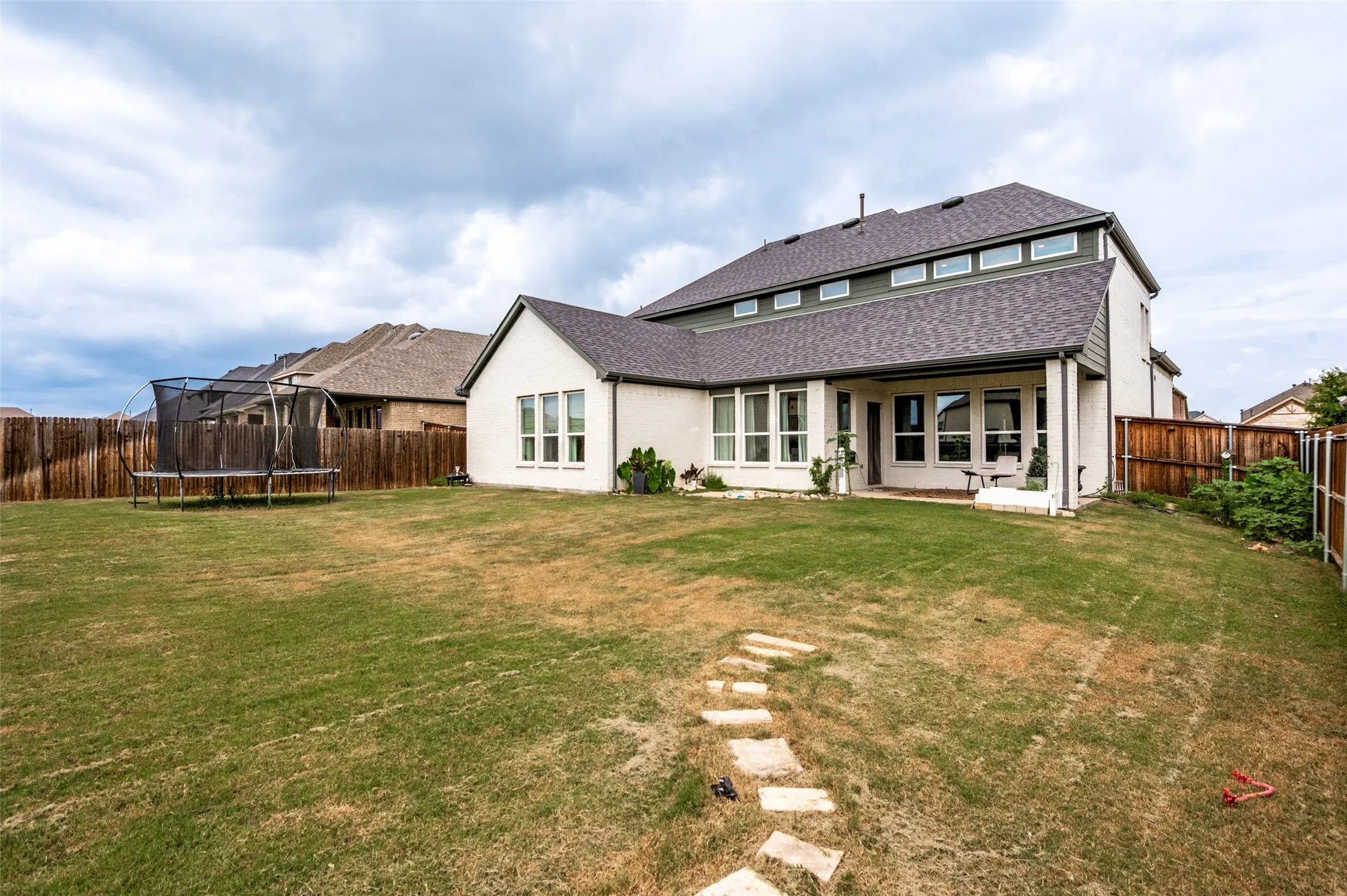 Single Family Residence For Sale in Denton County , 1720 Ordonez Drive, Little Elm, Texas 75068, 4 Bedroom, 4 Bathroom, 3 Garage spaces, 3,529 Sqft, built in 2021, mls#21296975, Real Estate Agent in Little Elm, Homes For Sale in Denton county, Homes For Sale in Little Elm, Realtor in Little Elm Texas, Real Estate Brokerage Independent Realty Texas, Luminita Cordes Realtor