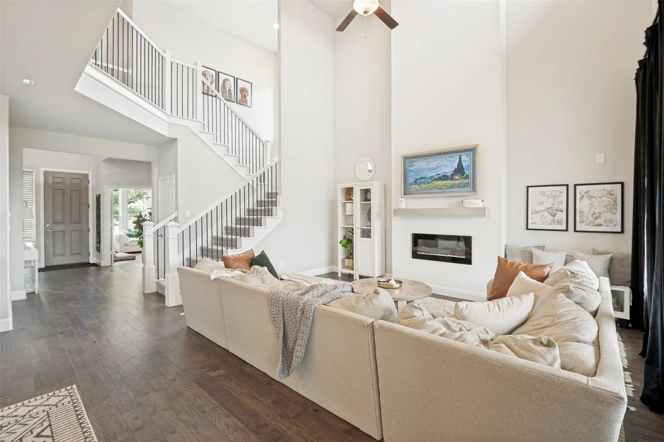 Single Family Residence For Sale in Denton County , 1720 Ordonez Drive, Little Elm, Texas 75068, 4 Bedroom, 4 Bathroom, 3 Garage spaces, 3,529 Sqft, built in 2021, mls#21296975, Real Estate Agent in Little Elm, Homes For Sale in Denton county, Homes For Sale in Little Elm, Realtor in Little Elm Texas, Real Estate Brokerage Independent Realty Texas, Luminita Cordes Realtor