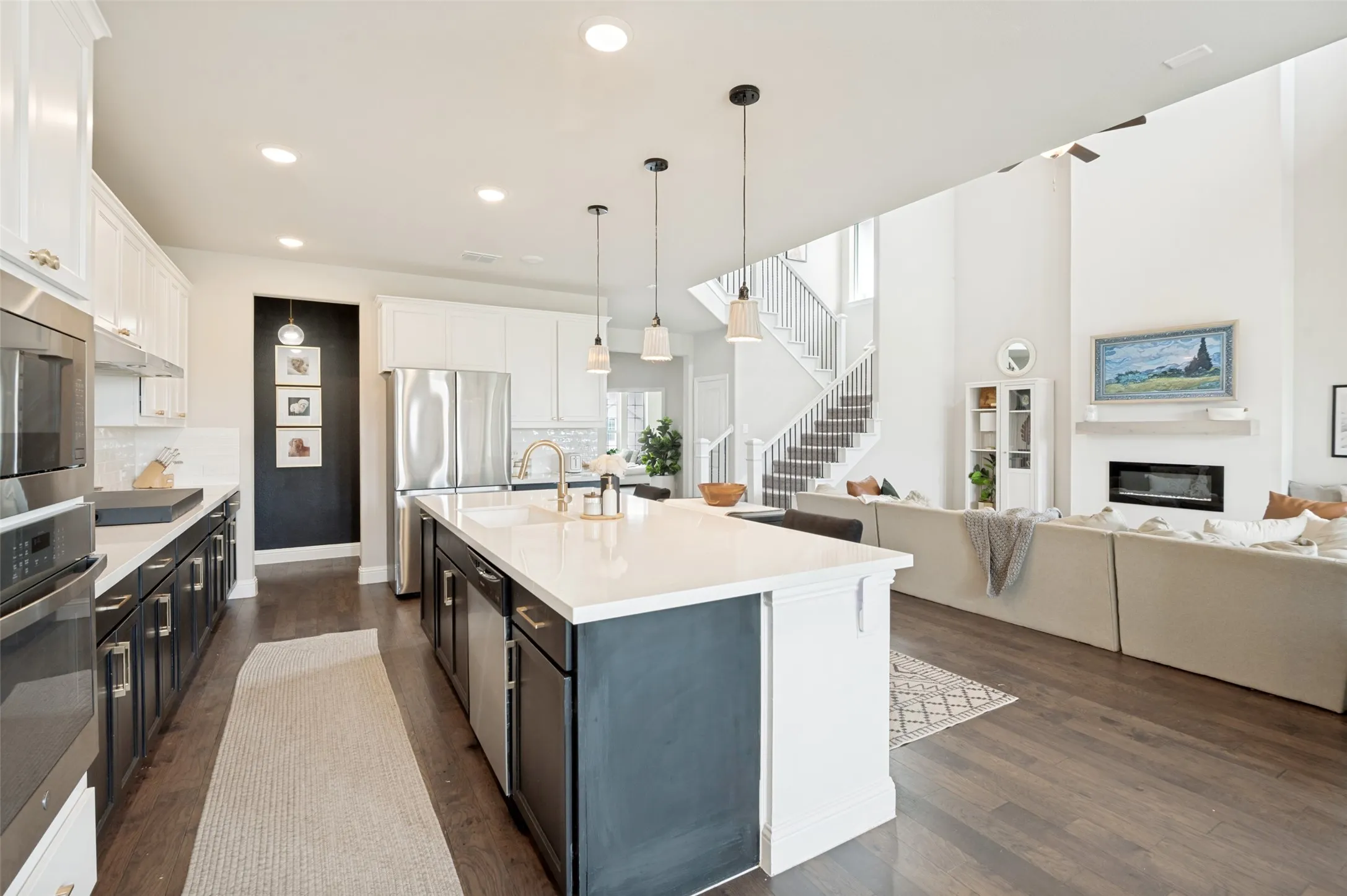 Single Family Residence For Sale in Denton County , 1720 Ordonez Drive, Little Elm, Texas 75068, 4 Bedroom, 4 Bathroom, 3 Garage spaces, 3,529 Sqft, built in 2021, mls#21296975, Real Estate Agent in Little Elm, Homes For Sale in Denton county, Homes For Sale in Little Elm, Realtor in Little Elm Texas, Real Estate Brokerage Independent Realty Texas, Luminita Cordes Realtor