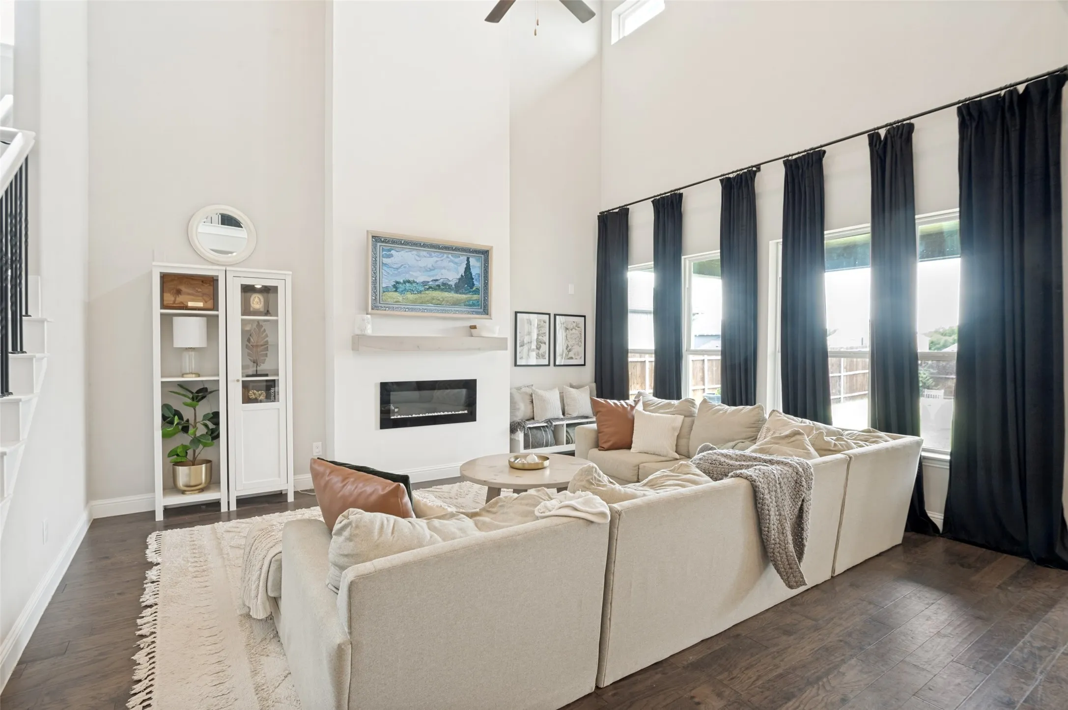 Single Family Residence For Sale in Denton County , 1720 Ordonez Drive, Little Elm, Texas 75068, 4 Bedroom, 4 Bathroom, 3 Garage spaces, 3,529 Sqft, built in 2021, mls#21296975, Real Estate Agent in Little Elm, Homes For Sale in Denton county, Homes For Sale in Little Elm, Realtor in Little Elm Texas, Real Estate Brokerage Independent Realty Texas, Luminita Cordes Realtor