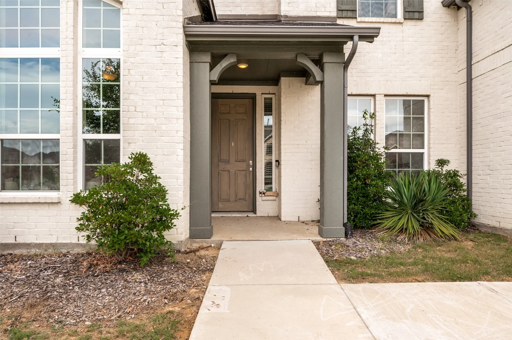 Single Family Residence For Sale in Denton County , 1720 Ordonez Drive, Little Elm, Texas 75068, 4 Bedroom, 4 Bathroom, 3 Garage spaces, 3,529 Sqft, built in 2021, mls#21296975, Real Estate Agent in Little Elm, Homes For Sale in Denton county, Homes For Sale in Little Elm, Realtor in Little Elm Texas, Real Estate Brokerage Independent Realty Texas, Luminita Cordes Realtor