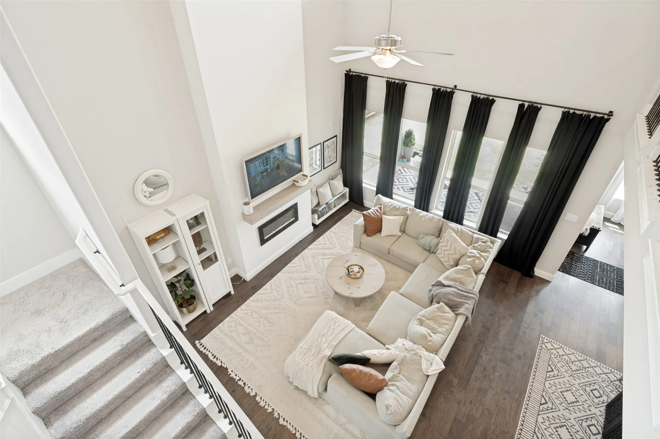 Single Family Residence For Sale in Denton County , 1720 Ordonez Drive, Little Elm, Texas 75068, 4 Bedroom, 4 Bathroom, 3 Garage spaces, 3,529 Sqft, built in 2021, mls#21296975, Real Estate Agent in Little Elm, Homes For Sale in Denton county, Homes For Sale in Little Elm, Realtor in Little Elm Texas, Real Estate Brokerage Independent Realty Texas, Luminita Cordes Realtor