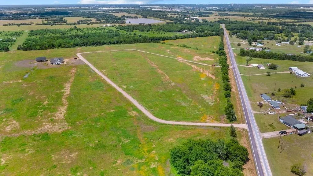 Improved Land For Sale in Lamar County , Lot 18 TBD County Road 137, Paris, Texas 75460, 0, 0, Garage spaces, 0 Sqft, built in 0, Price $81,225, mls#21295376, Real Estate Agent in Paris, Homes For Sale in Lamar county, Homes For Sale in Paris, Realtor in Paris Texas, Real Estate Brokerage Independent Realty Texas, Luminita Cordes Realtor