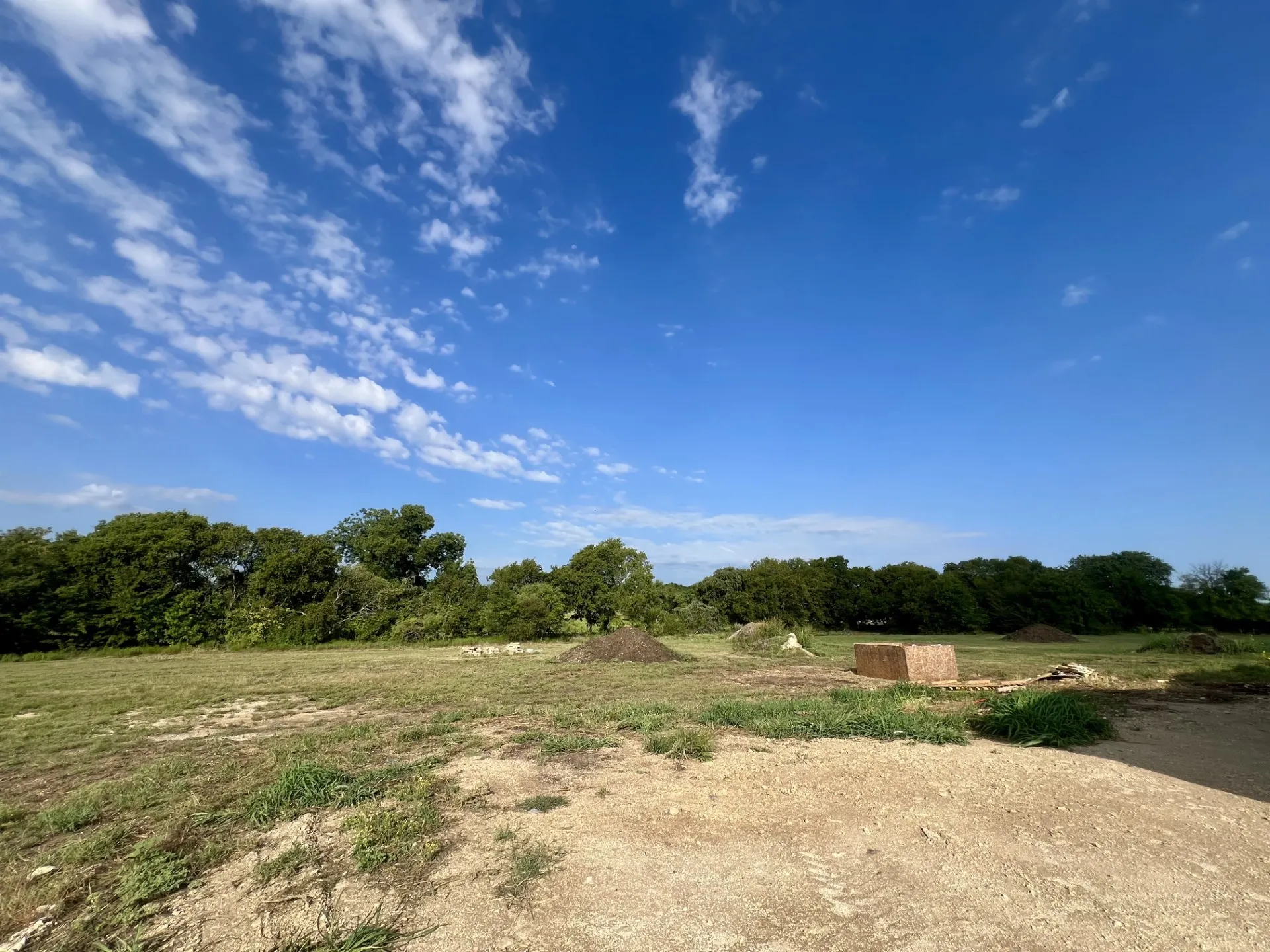 Single Family Residence For Sale in Ellis County , 430 Paradise Ridge Drive, Waxahachie, Texas 75167, 4 Bedroom, 3 Bathroom, 3 Garage spaces, 3,233 Sqft, built in 2026, mls#21297099, Real Estate Agent in Waxahachie, Homes For Sale in Ellis county, Homes For Sale in Waxahachie, Realtor in Waxahachie Texas, Real Estate Brokerage Independent Realty Texas, Luminita Cordes Realtor