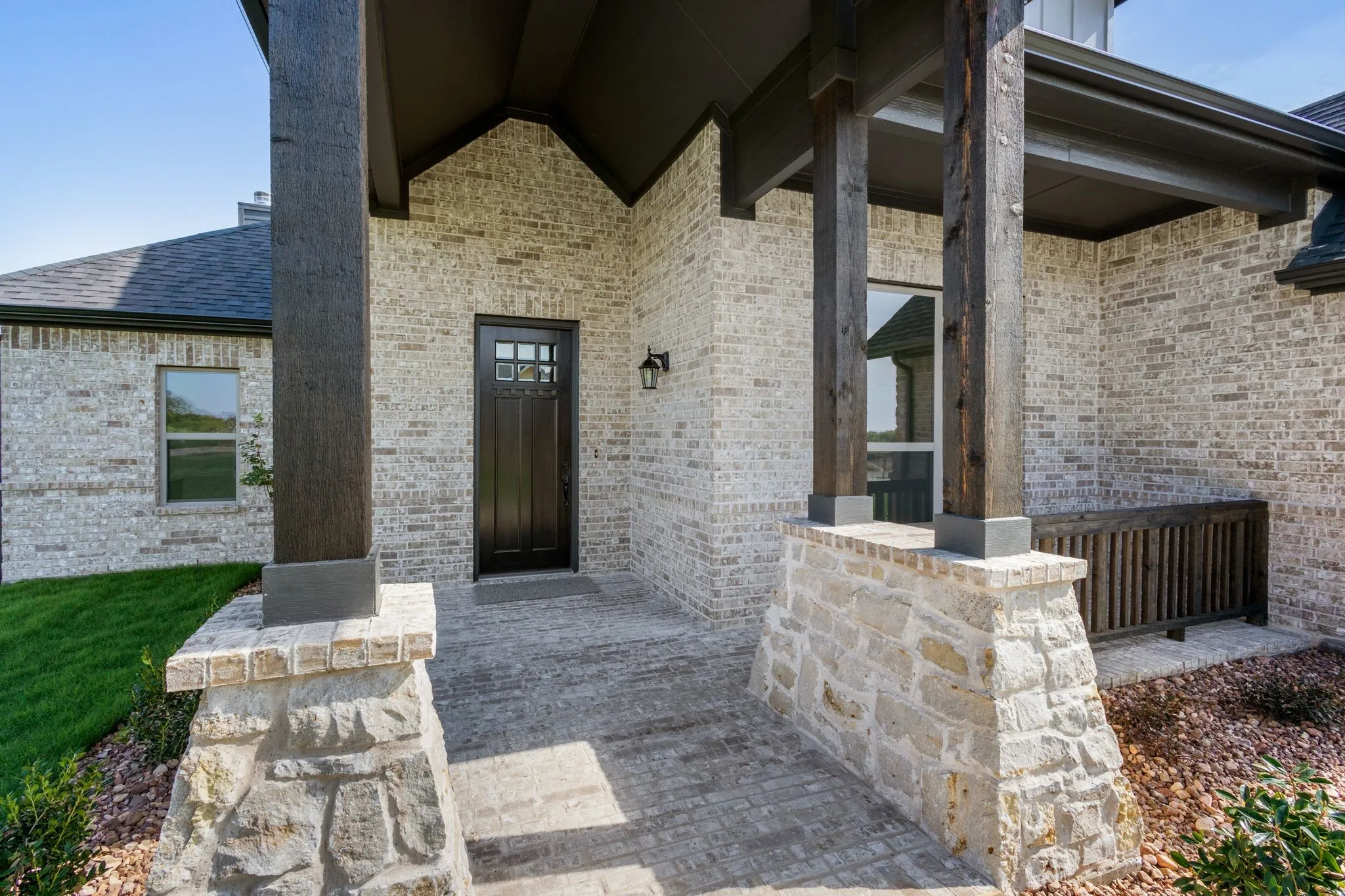 Single Family Residence For Sale in Ellis County , 430 Paradise Ridge Drive, Waxahachie, Texas 75167, 4 Bedroom, 3 Bathroom, 3 Garage spaces, 3,233 Sqft, built in 2026, mls#21297099, Real Estate Agent in Waxahachie, Homes For Sale in Ellis county, Homes For Sale in Waxahachie, Realtor in Waxahachie Texas, Real Estate Brokerage Independent Realty Texas, Luminita Cordes Realtor