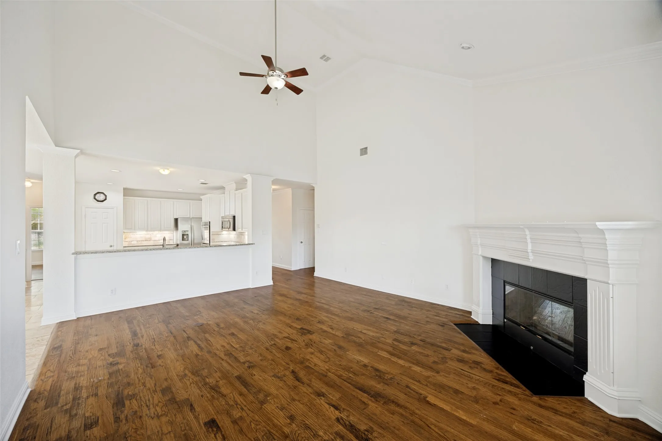 Single Family Residence For Sale in Collin County , 4437 Red Barn Drive, Richardson, Texas 75082, 5 Bedroom, 4 Bathroom, 3 Garage spaces, 4,069 Sqft, built in 2001, mls#21294642, Real Estate Agent in Richardson, Homes For Sale in Collin county, Homes For Sale in Richardson, Realtor in Richardson Texas, Real Estate Brokerage Independent Realty Texas, Luminita Cordes Realtor