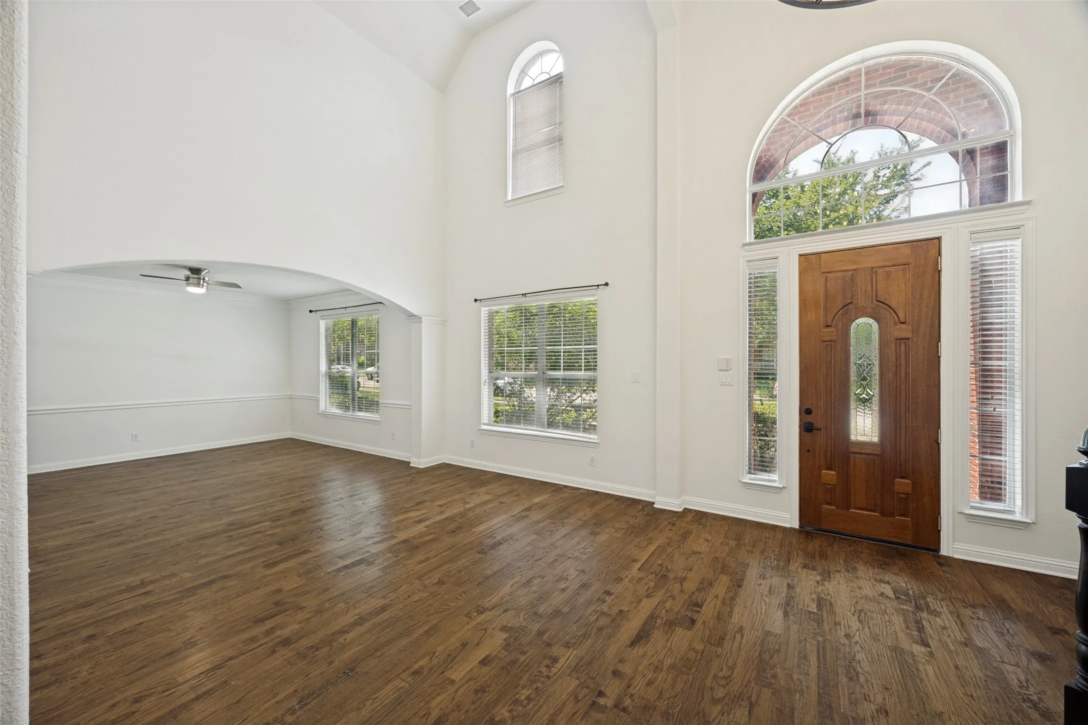 Single Family Residence For Sale in Collin County , 4437 Red Barn Drive, Richardson, Texas 75082, 5 Bedroom, 4 Bathroom, 3 Garage spaces, 4,069 Sqft, built in 2001, mls#21294642, Real Estate Agent in Richardson, Homes For Sale in Collin county, Homes For Sale in Richardson, Realtor in Richardson Texas, Real Estate Brokerage Independent Realty Texas, Luminita Cordes Realtor
