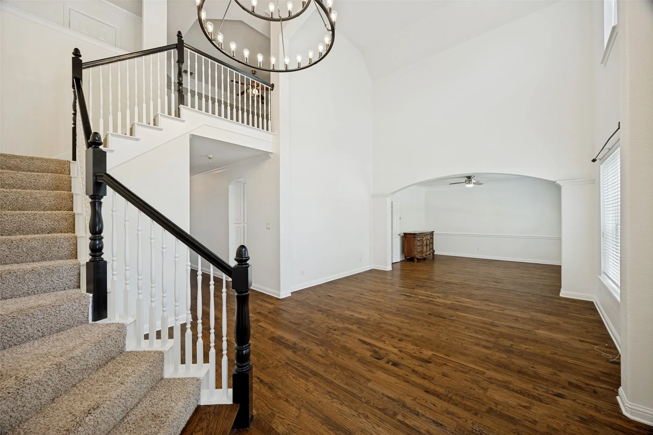 Single Family Residence For Sale in Collin County , 4437 Red Barn Drive, Richardson, Texas 75082, 5 Bedroom, 4 Bathroom, 3 Garage spaces, 4,069 Sqft, built in 2001, mls#21294642, Real Estate Agent in Richardson, Homes For Sale in Collin county, Homes For Sale in Richardson, Realtor in Richardson Texas, Real Estate Brokerage Independent Realty Texas, Luminita Cordes Realtor