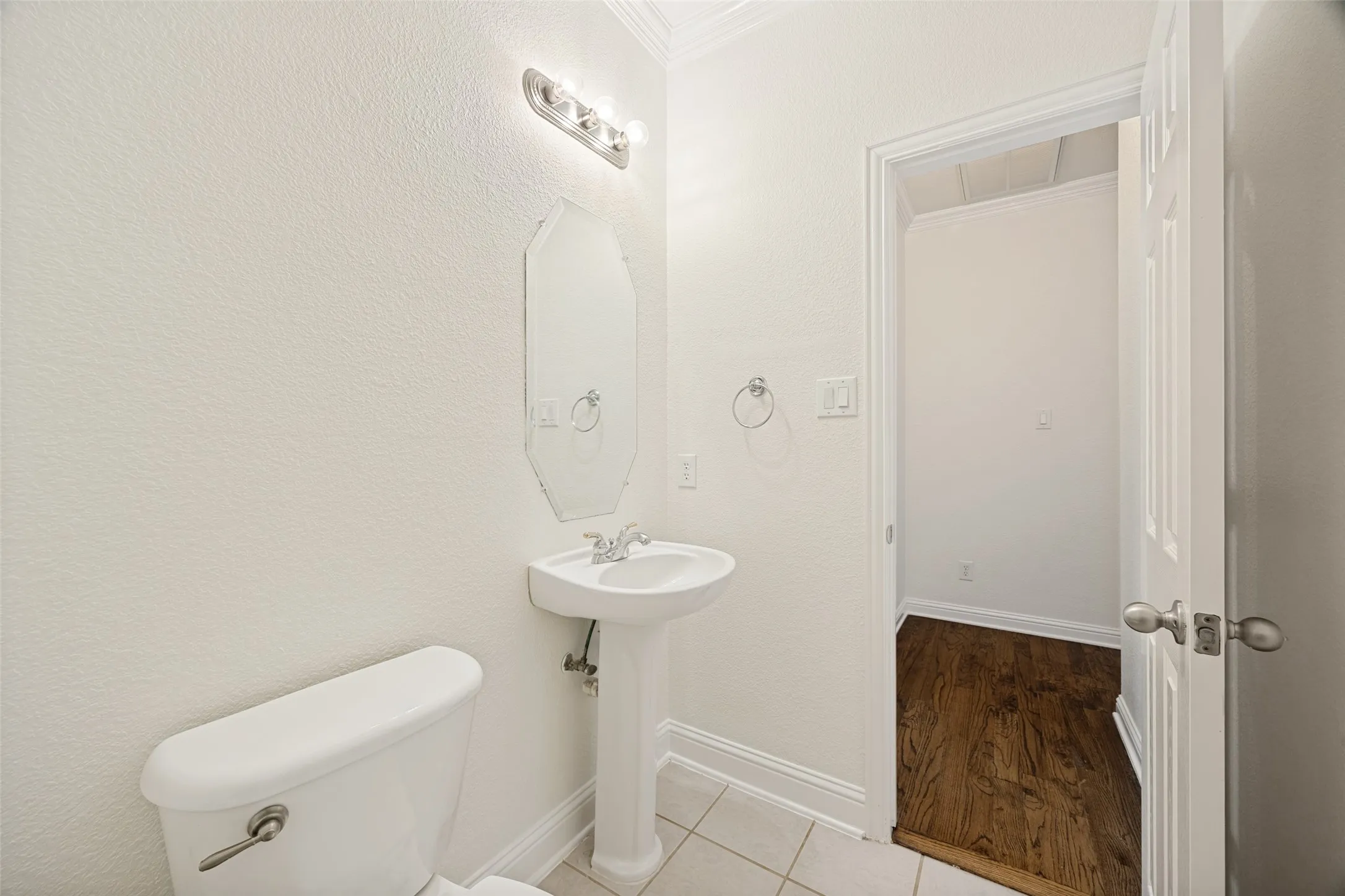 Single Family Residence For Sale in Collin County , 4437 Red Barn Drive, Richardson, Texas 75082, 5 Bedroom, 4 Bathroom, 3 Garage spaces, 4,069 Sqft, built in 2001, mls#21294642, Real Estate Agent in Richardson, Homes For Sale in Collin county, Homes For Sale in Richardson, Realtor in Richardson Texas, Real Estate Brokerage Independent Realty Texas, Luminita Cordes Realtor