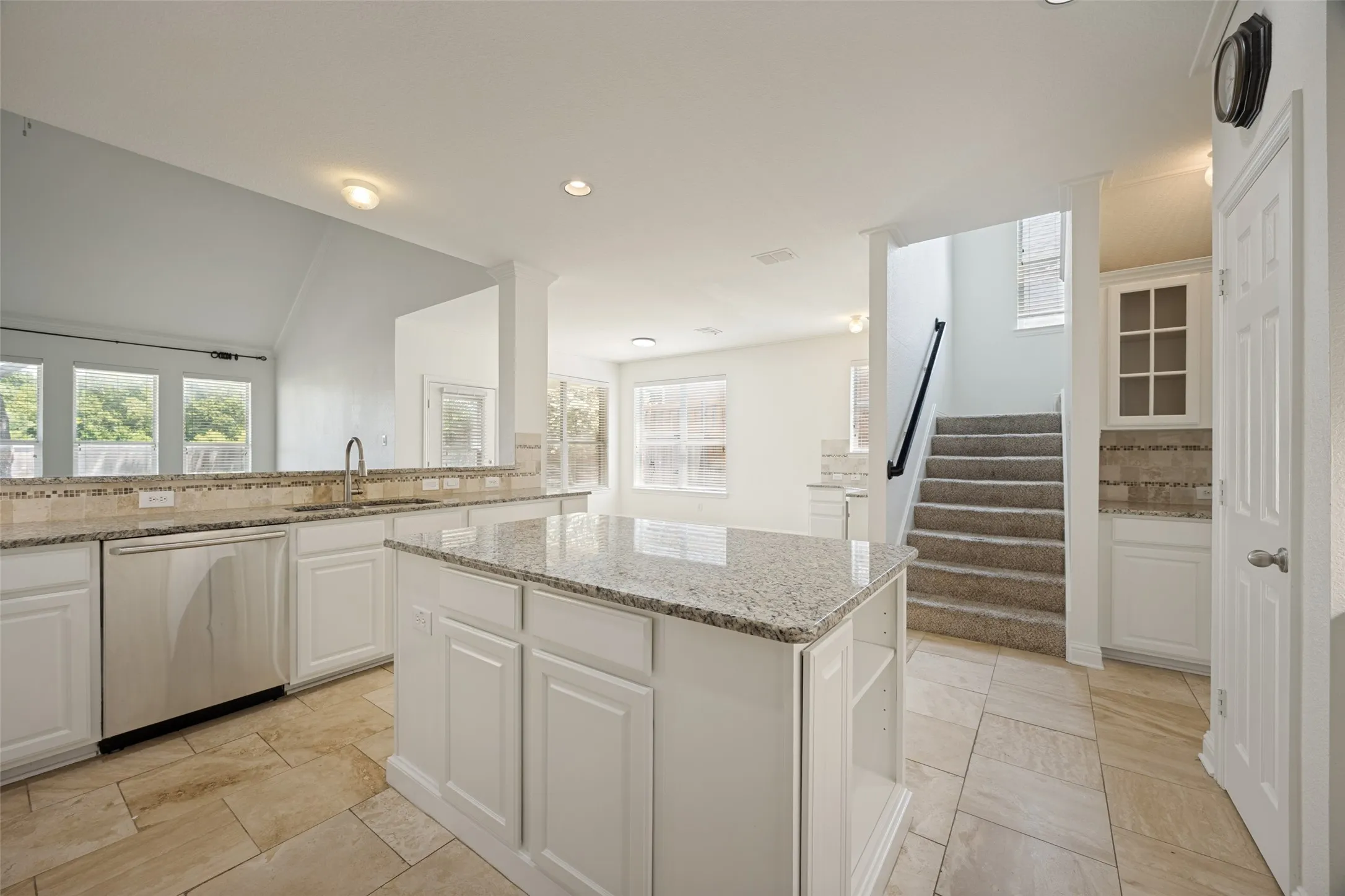 Single Family Residence For Sale in Collin County , 4437 Red Barn Drive, Richardson, Texas 75082, 5 Bedroom, 4 Bathroom, 3 Garage spaces, 4,069 Sqft, built in 2001, mls#21294642, Real Estate Agent in Richardson, Homes For Sale in Collin county, Homes For Sale in Richardson, Realtor in Richardson Texas, Real Estate Brokerage Independent Realty Texas, Luminita Cordes Realtor