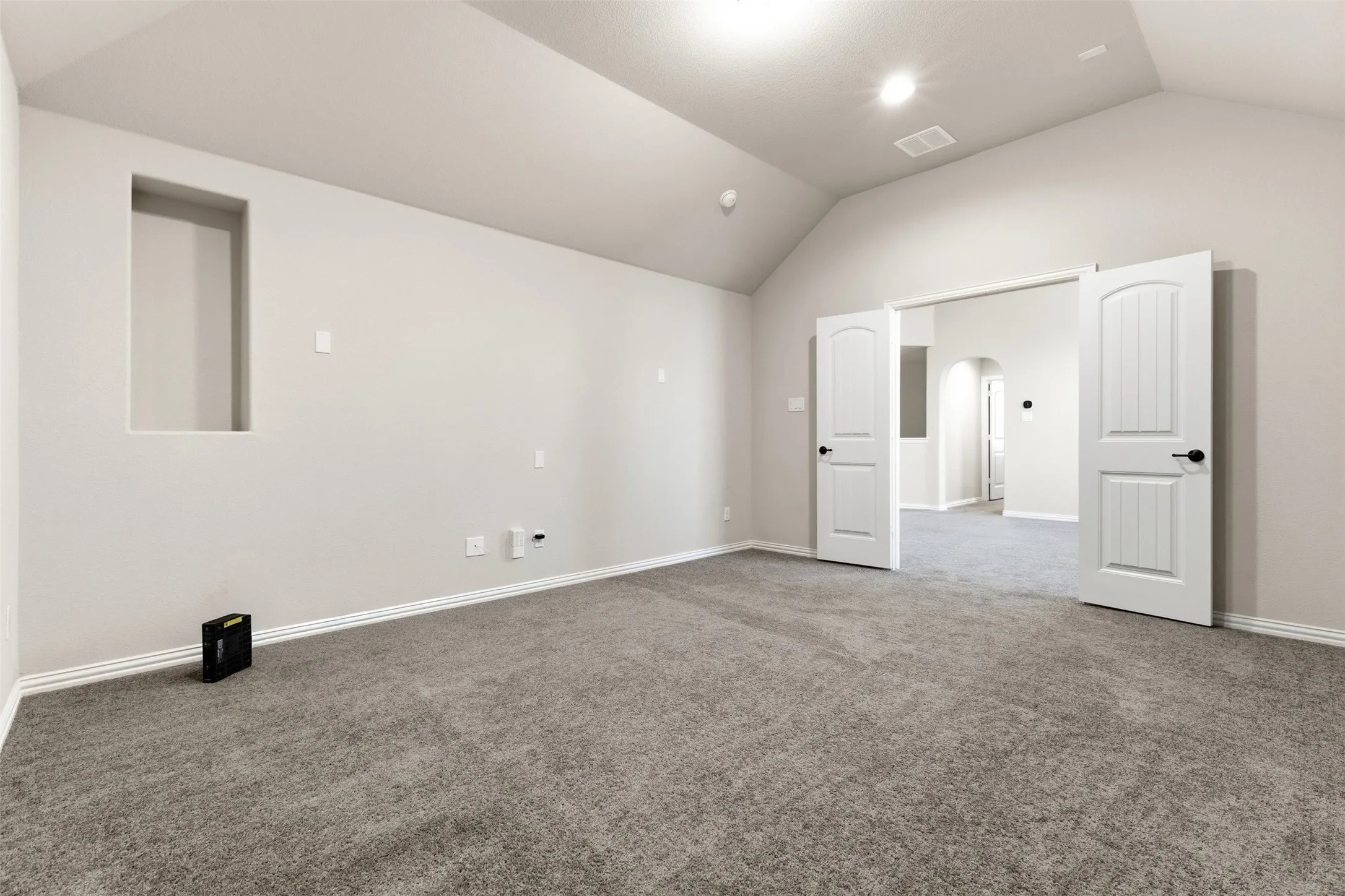 Single Family Residence For Sale in Ellis County , 421 Summer Grove Drive, Midlothian, Texas 76065, 4 Bedroom, 5 Bathroom, 3 Garage spaces, 3,870 Sqft, built in 2018, mls#21295987, Real Estate Agent in Midlothian, Homes For Sale in Ellis county, Homes For Sale in Midlothian, Realtor in Midlothian Texas, Real Estate Brokerage Independent Realty Texas, Luminita Cordes Realtor