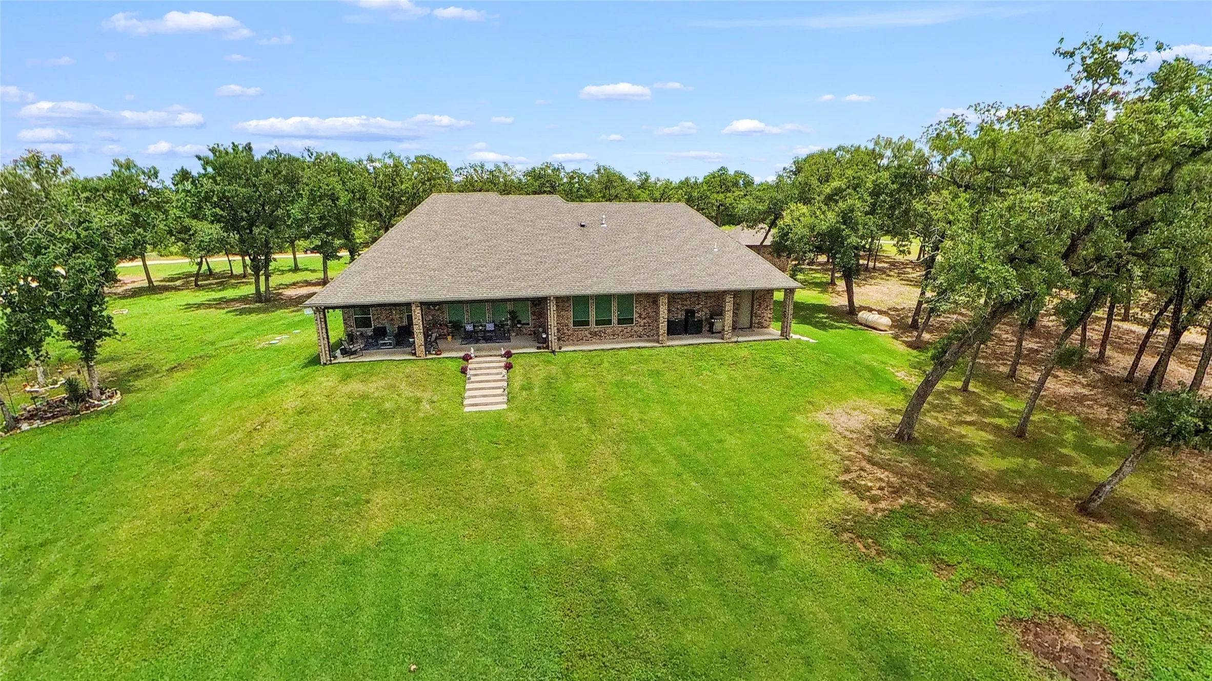 Single Family Residence For Sale in Leon County , 450 County Road 3674, Marquez, Texas 77865, 3 Bedroom, 3 Bathroom, 2 Garage spaces, 2,598 Sqft, built in 2023, Price $975,000, mls#21296555, Real Estate Agent in Marquez, Homes For Sale in Leon county, Homes For Sale in Marquez, Realtor in Marquez Texas, Real Estate Brokerage Independent Realty Texas, Luminita Cordes Realtor