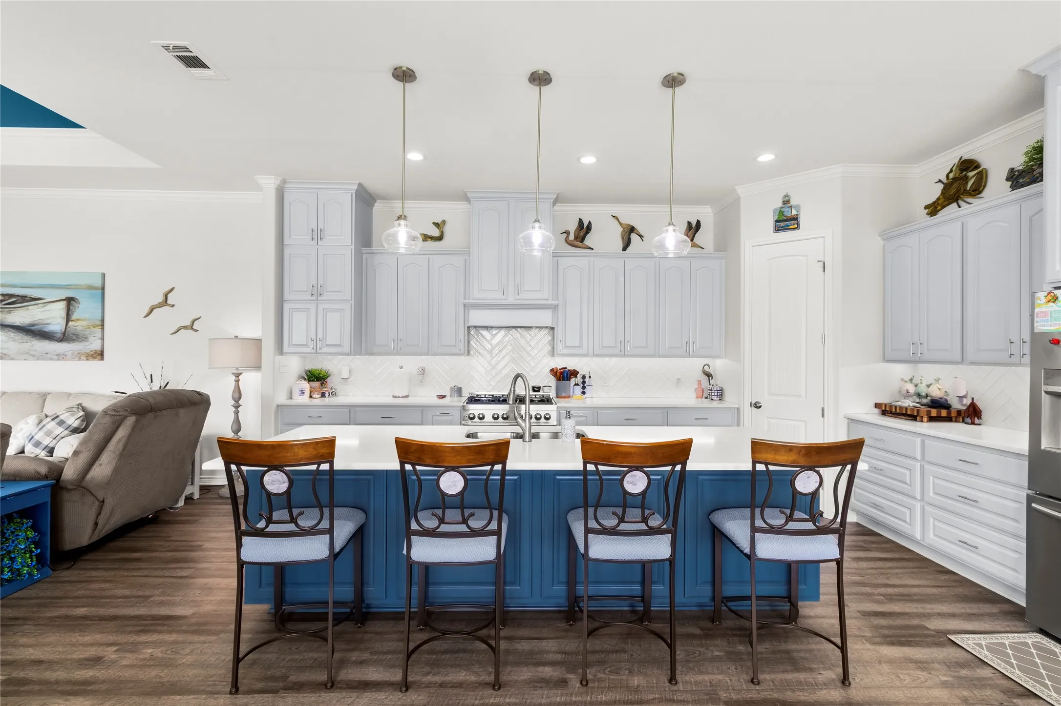 Single Family Residence For Sale in Leon County , 450 County Road 3674, Marquez, Texas 77865, 3 Bedroom, 3 Bathroom, 2 Garage spaces, 2,598 Sqft, built in 2023, Price $975,000, mls#21296555, Real Estate Agent in Marquez, Homes For Sale in Leon county, Homes For Sale in Marquez, Realtor in Marquez Texas, Real Estate Brokerage Independent Realty Texas, Luminita Cordes Realtor