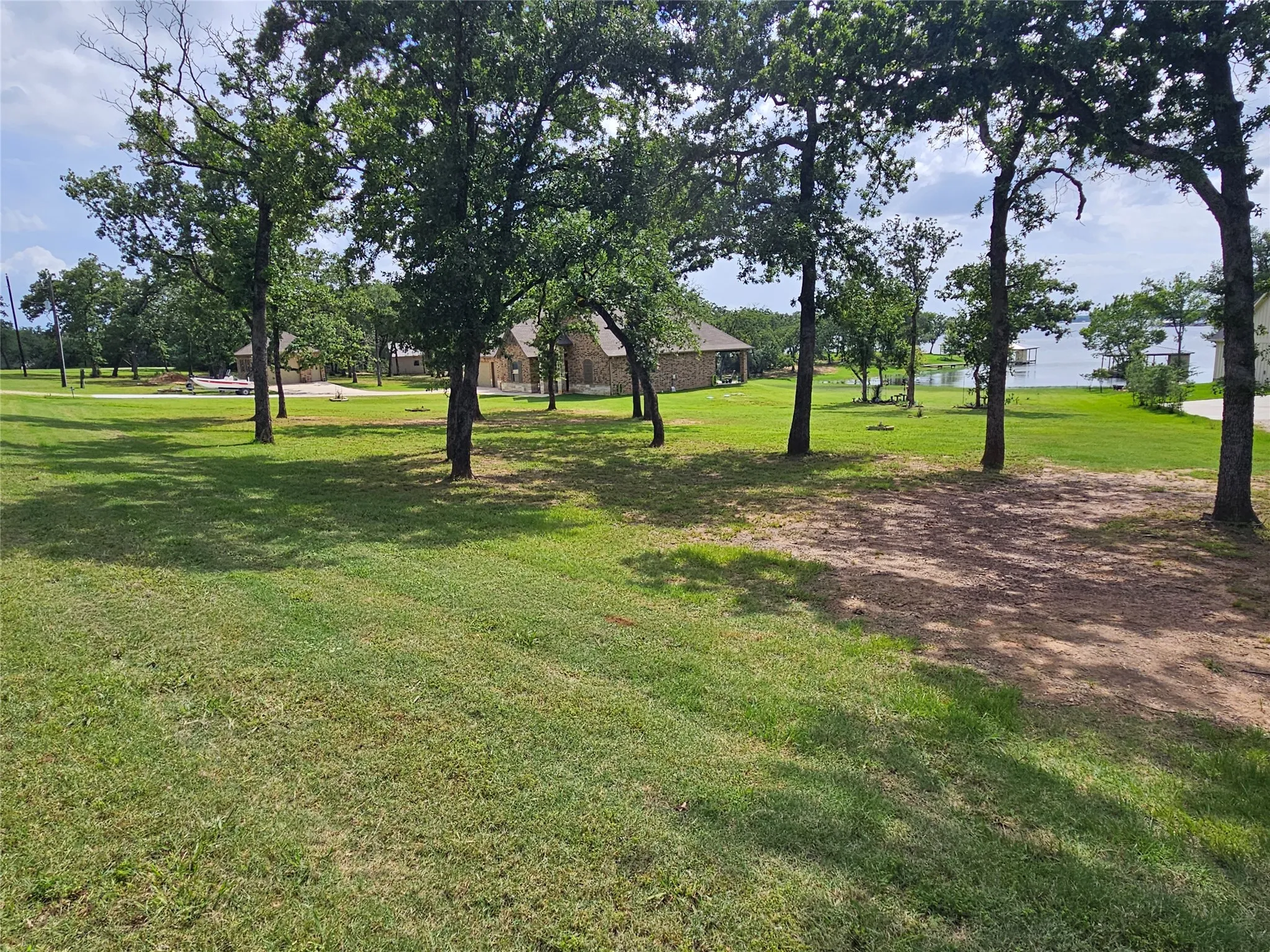Single Family Residence For Sale in Leon County , 450 County Road 3674, Marquez, Texas 77865, 3 Bedroom, 3 Bathroom, 2 Garage spaces, 2,598 Sqft, built in 2023, Price $975,000, mls#21296555, Real Estate Agent in Marquez, Homes For Sale in Leon county, Homes For Sale in Marquez, Realtor in Marquez Texas, Real Estate Brokerage Independent Realty Texas, Luminita Cordes Realtor