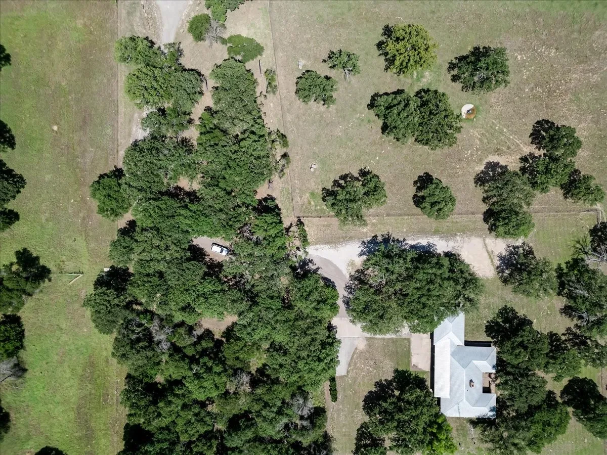 Farm For Sale in Parker County , 606 Grindstone Road, Brock, Texas 76087, 3 Bedroom, 2 Bathroom, 2 Garage spaces, 2,281 Sqft, built in 1978, Price $1,095,000, mls#21296419, Real Estate Agent in Brock, Homes For Sale in Parker county, Homes For Sale in Brock, Realtor in Brock Texas, Real Estate Brokerage Independent Realty Texas, Luminita Cordes Realtor