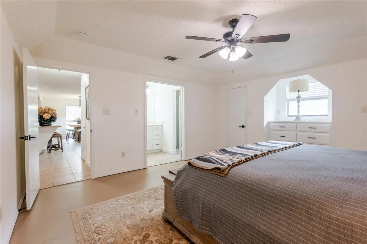 Farm For Sale in Parker County , 606 Grindstone Road, Brock, Texas 76087, 3 Bedroom, 2 Bathroom, 2 Garage spaces, 2,281 Sqft, built in 1978, Price $1,095,000, mls#21296419, Real Estate Agent in Brock, Homes For Sale in Parker county, Homes For Sale in Brock, Realtor in Brock Texas, Real Estate Brokerage Independent Realty Texas, Luminita Cordes Realtor