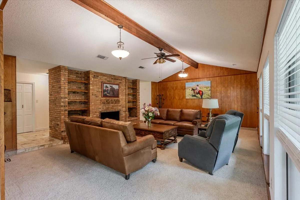 Farm For Sale in Parker County , 606 Grindstone Road, Brock, Texas 76087, 3 Bedroom, 2 Bathroom, 2 Garage spaces, 2,281 Sqft, built in 1978, Price $1,095,000, mls#21296419, Real Estate Agent in Brock, Homes For Sale in Parker county, Homes For Sale in Brock, Realtor in Brock Texas, Real Estate Brokerage Independent Realty Texas, Luminita Cordes Realtor