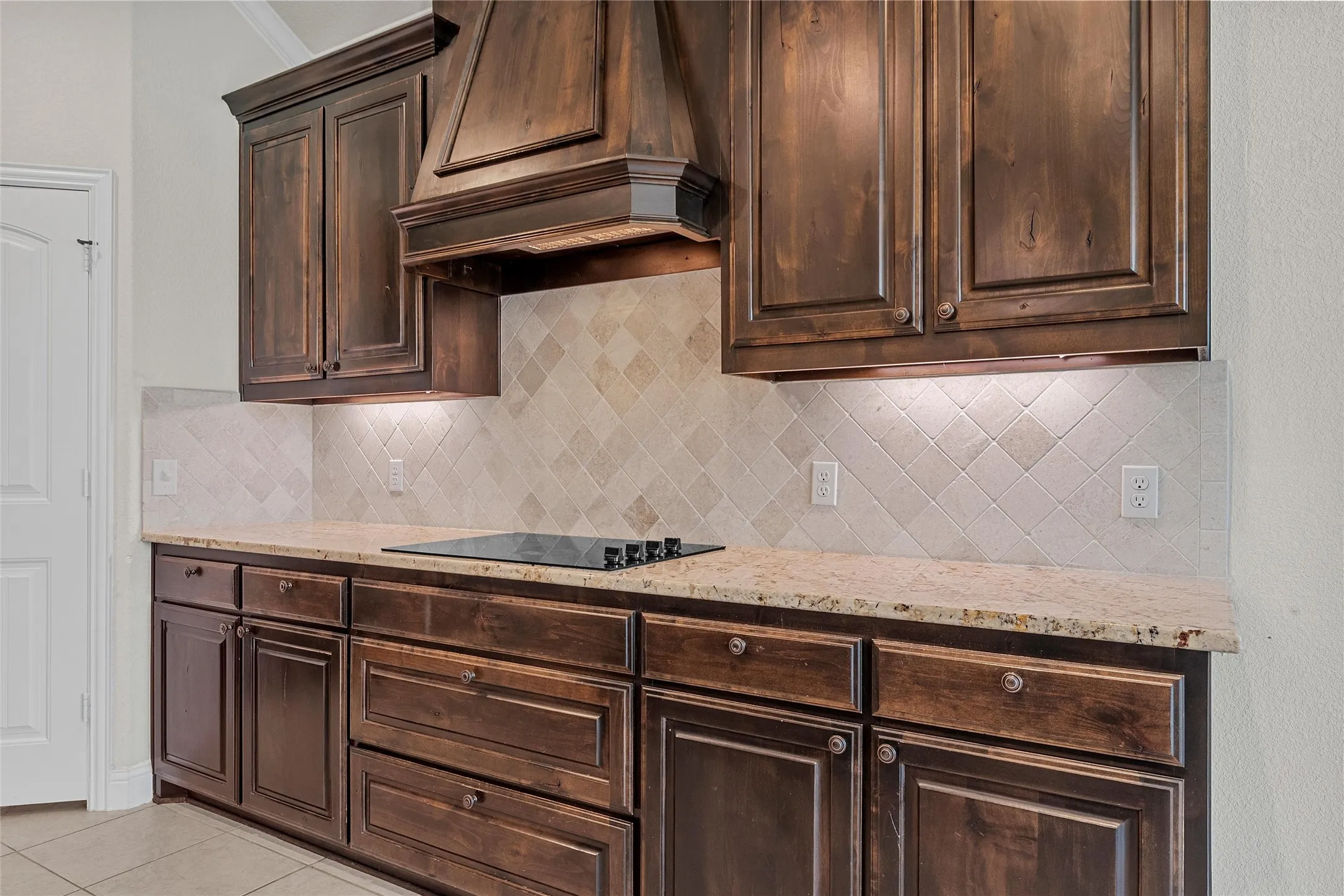 Single Family Residence For Sale in Mc Lennan County , 1093 Hesselridge Drive, Hewitt, Texas 76643, 4 Bedroom, 3 Bathroom, 2 Garage spaces, 2,676 Sqft, built in 2018, mls#21295141, Real Estate Agent in Hewitt, Homes For Sale in Mc Lennan county, Homes For Sale in Hewitt, Realtor in Hewitt Texas, Real Estate Brokerage Independent Realty Texas, Luminita Cordes Realtor