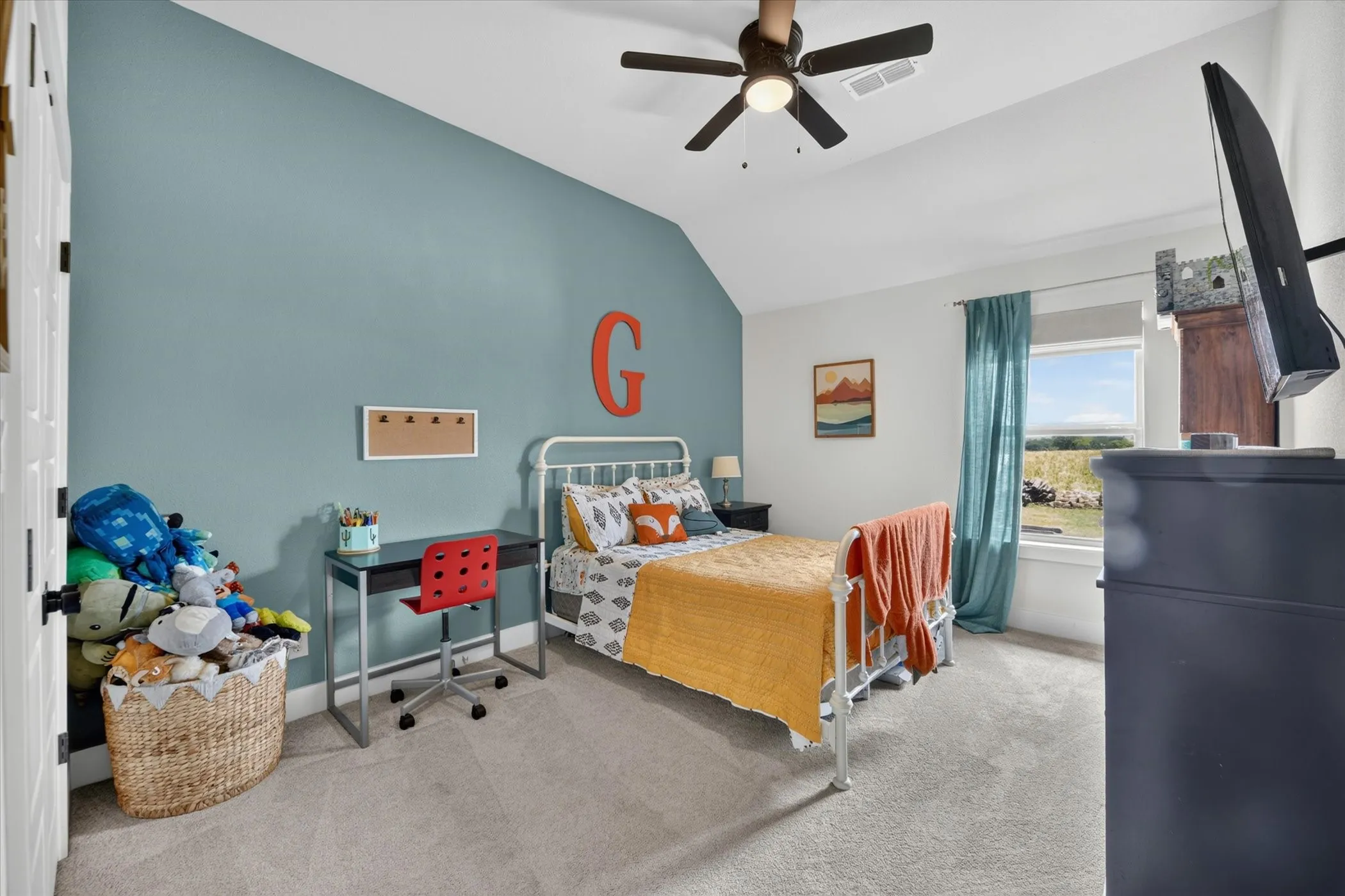 Single Family Residence For Sale in Denton County , 7014 Davidson Road, Sanger, Texas 76266, 5 Bedroom, 2 Bathroom, 2 Garage spaces, 2,229 Sqft, built in 2022, mls#21296911, Real Estate Agent in Sanger, Homes For Sale in Denton county, Homes For Sale in Sanger, Realtor in Sanger Texas, Real Estate Brokerage Independent Realty Texas, Luminita Cordes Realtor