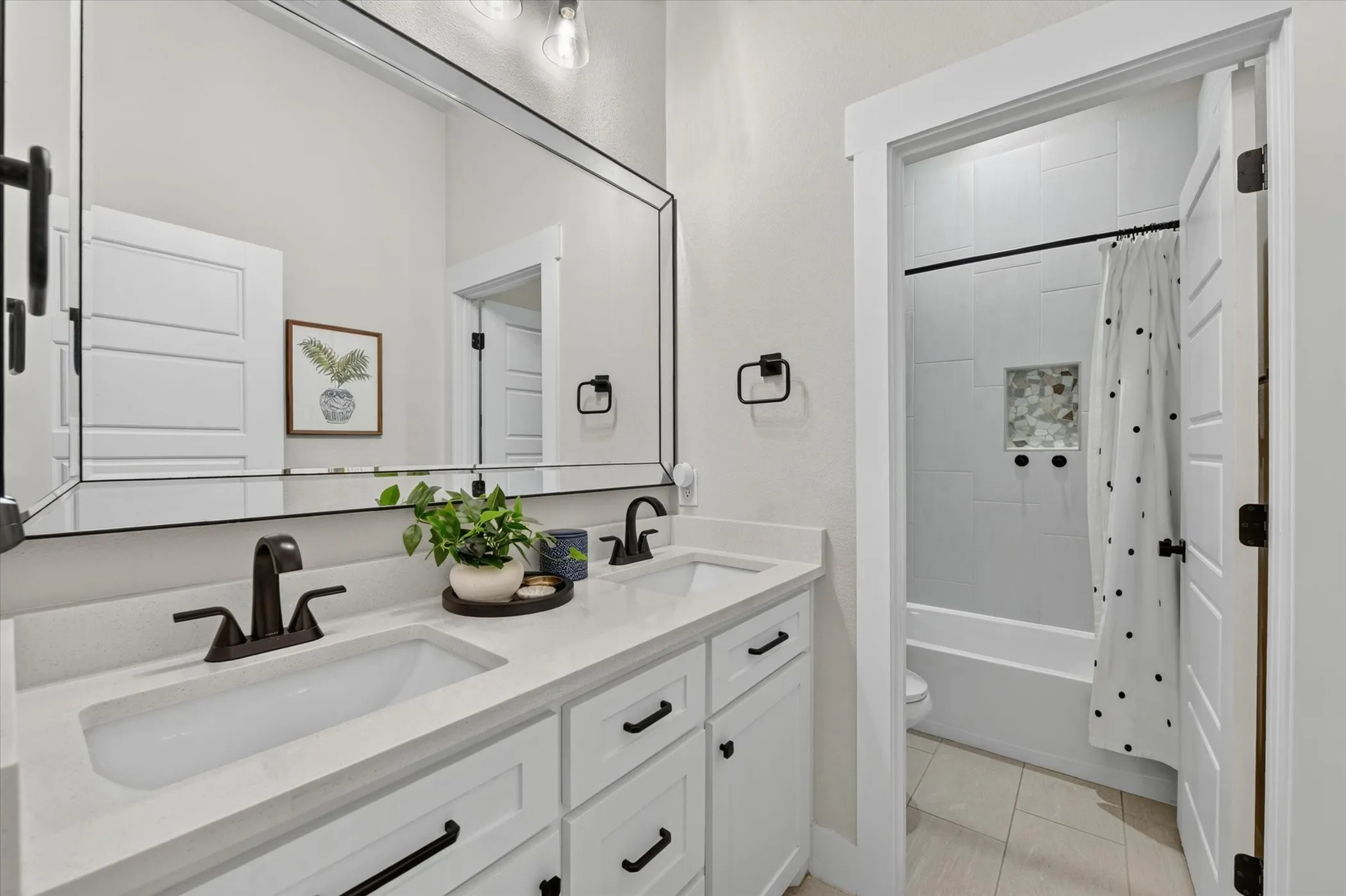 Single Family Residence For Sale in Denton County , 7014 Davidson Road, Sanger, Texas 76266, 5 Bedroom, 2 Bathroom, 2 Garage spaces, 2,229 Sqft, built in 2022, mls#21296911, Real Estate Agent in Sanger, Homes For Sale in Denton county, Homes For Sale in Sanger, Realtor in Sanger Texas, Real Estate Brokerage Independent Realty Texas, Luminita Cordes Realtor
