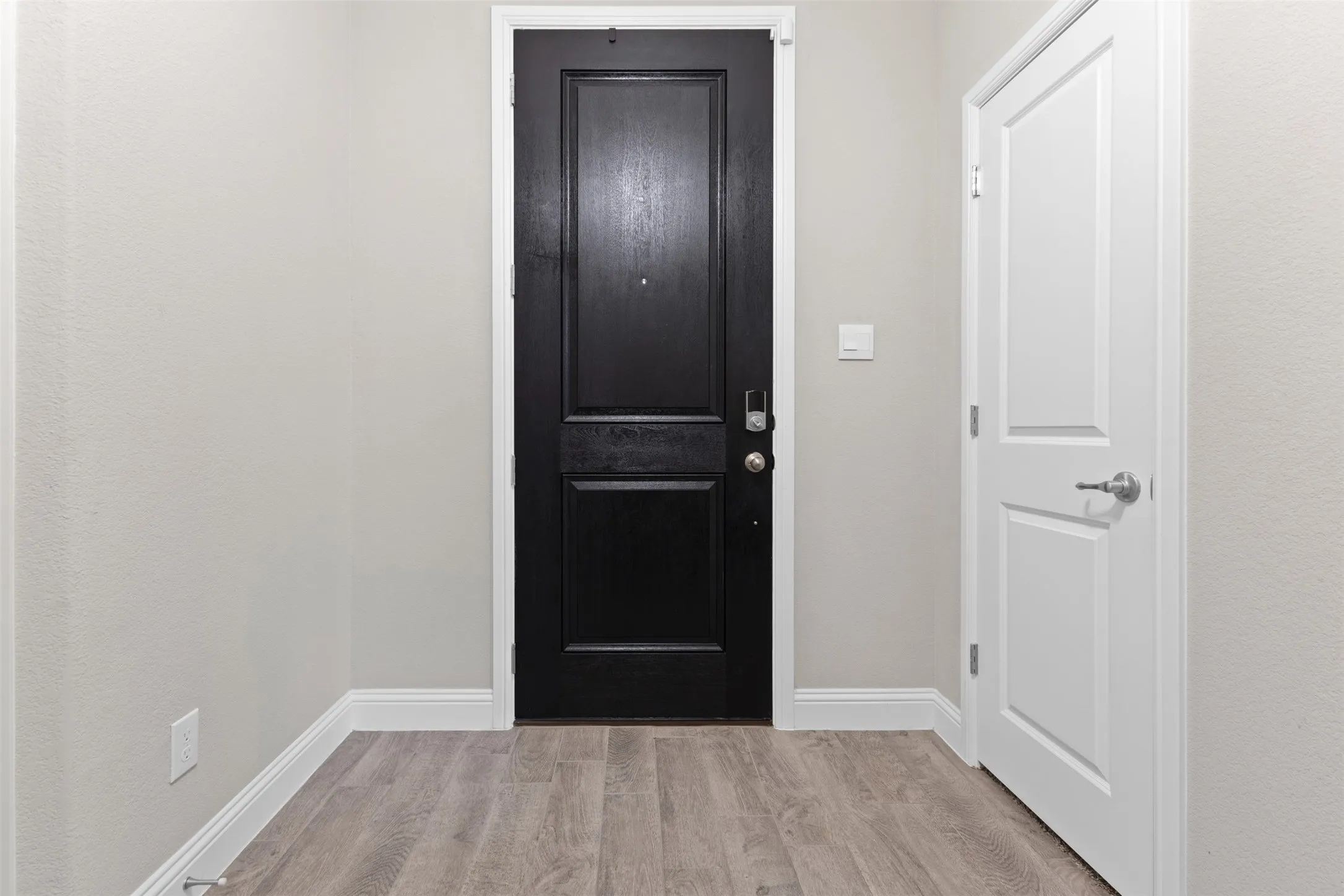 A large welcoming foyer for guest to feel welcomed